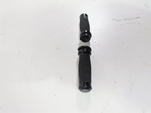 Load image into Gallery viewer, 2015 Harley FXDF Dyna Fat Bob Get-A-Grip Hand Grip Set 56100008

