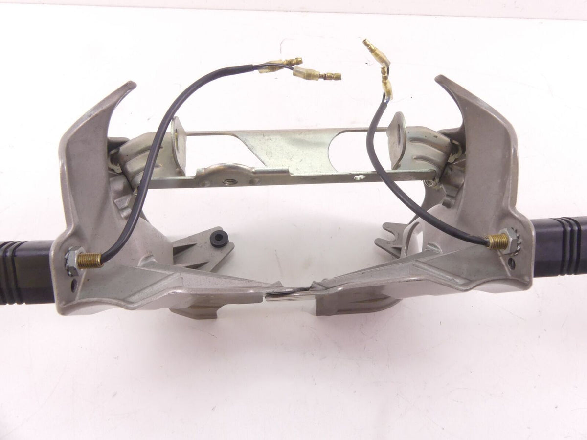 2006 Buell XB12SCG Lightning Gauge Headlight Stay Holder Blinker M0643.1ADYBQ {{ shop.shopifyCountryName }} - Mototech271