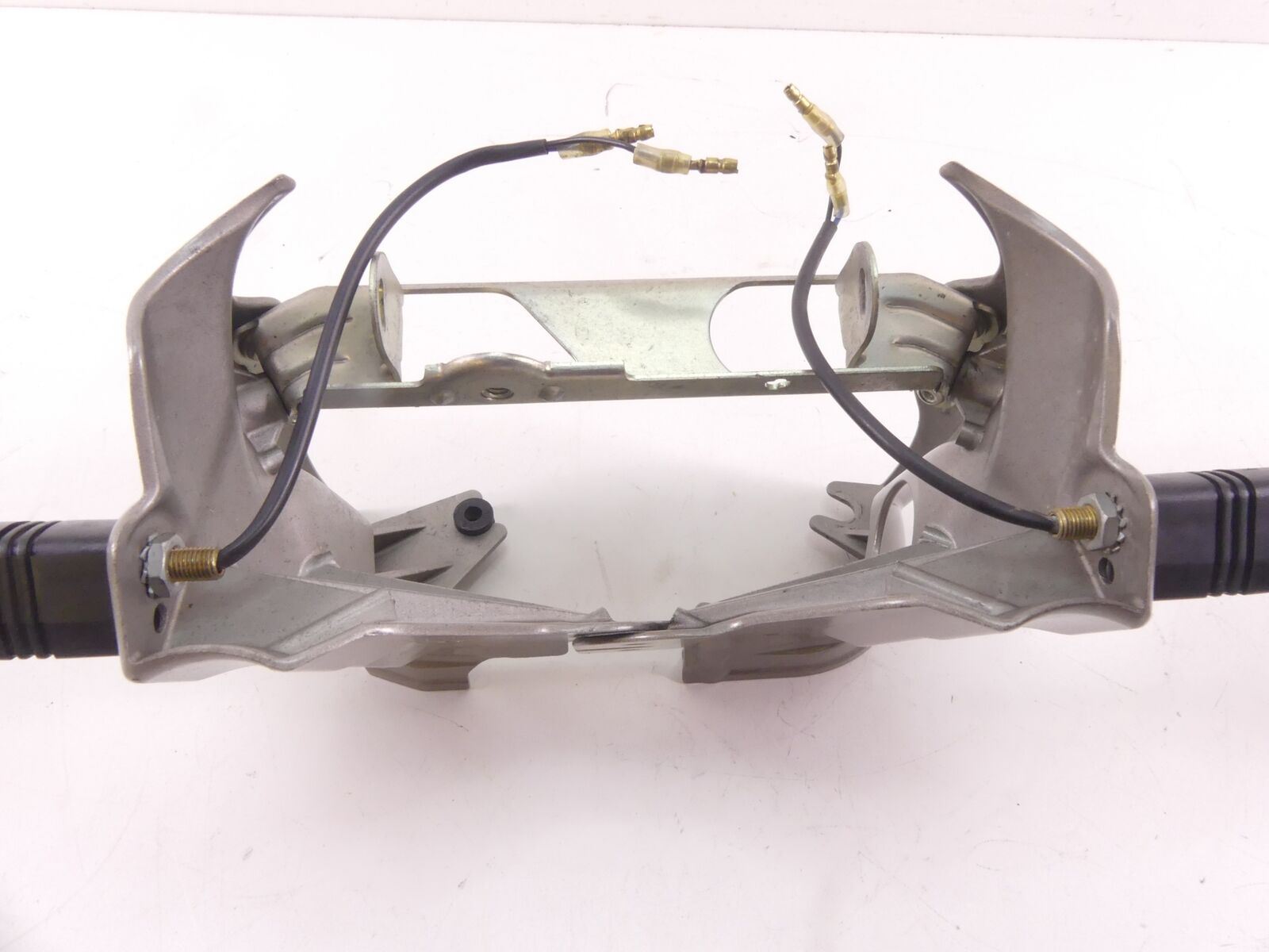2006 Buell XB12SCG Lightning Gauge Headlight Stay Holder Blinker M0643.1ADYBQ {{ shop.shopifyCountryName }} - Mototech271