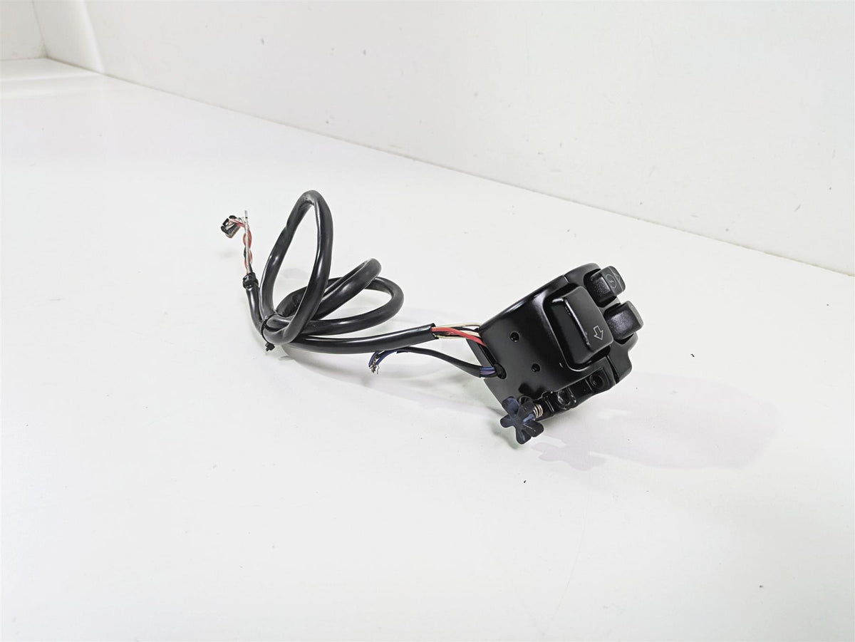 2016 Harley FXDF Dyna Fat Bob Right Start Stop Control Switch - Read 71500360 {{ shop.shopifyCountryName }} - Mototech271