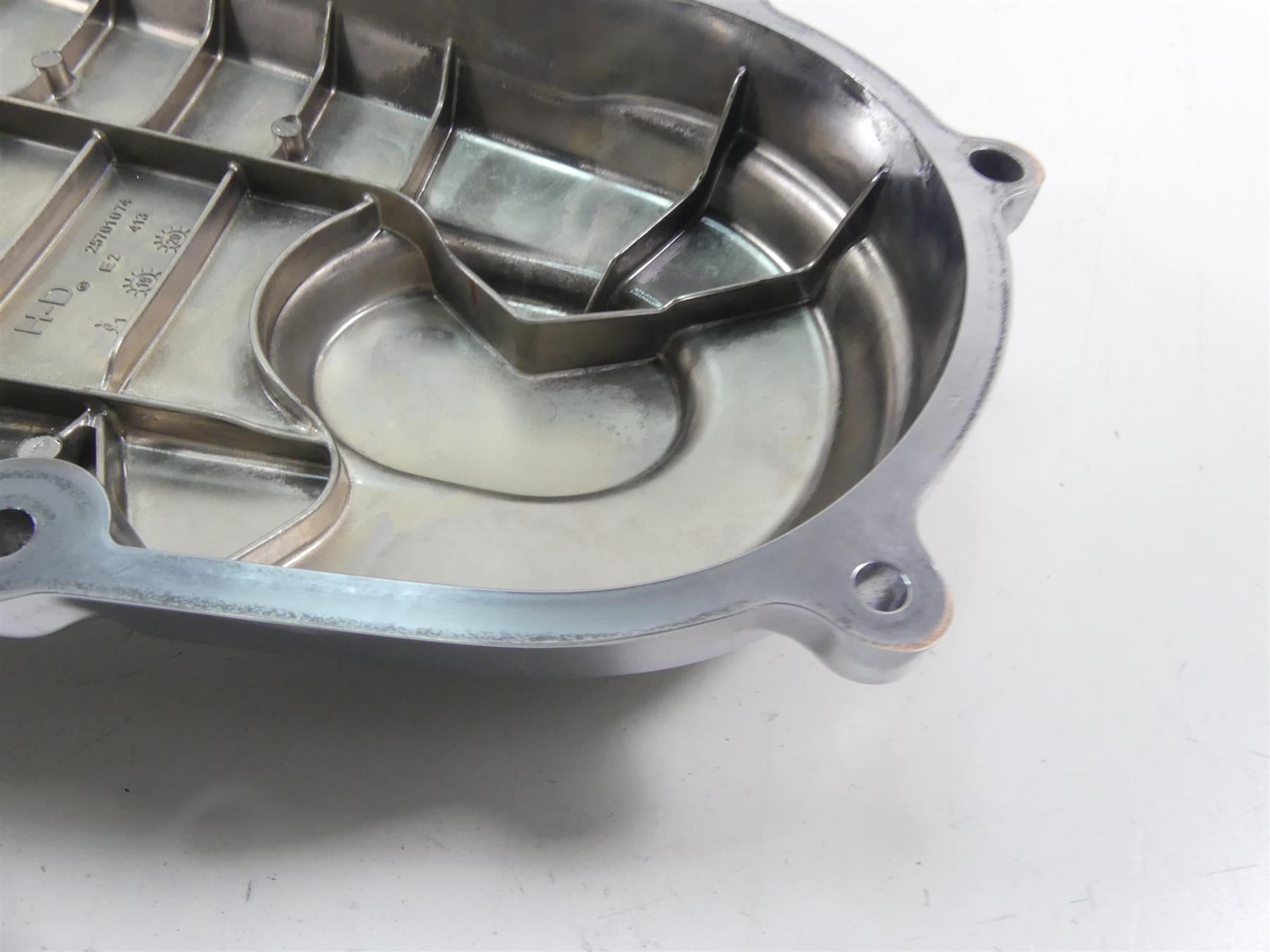 2021 Harley Softail FLSB Sport Glide Outer Primary Drive Clutch Cover 25701074 {{ shop.shopifyCountryName }} - Mototech271
