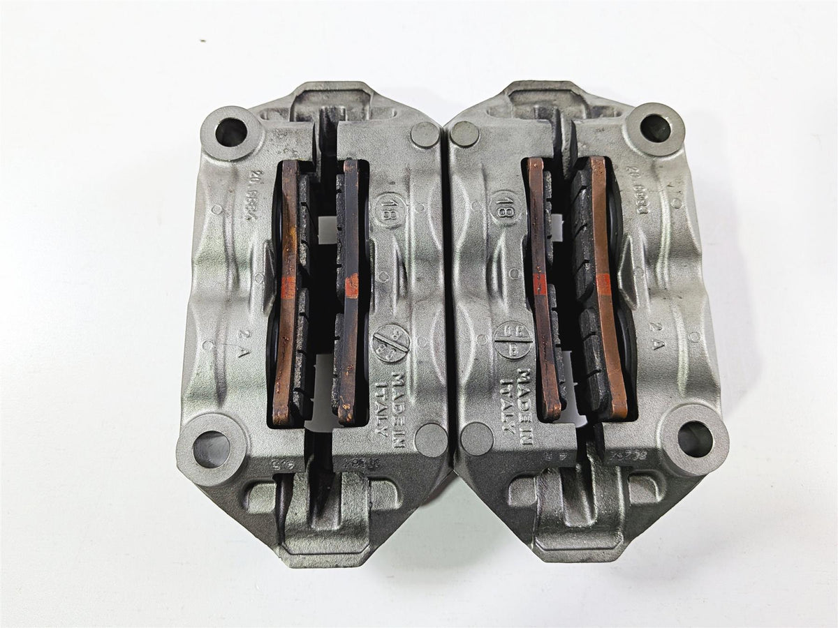 2019 Triumph Speed Triple RS 1050 Brembo Front Brake Caliper M4 100mm T2023540 {{ shop.shopifyCountryName }} - Mototech271