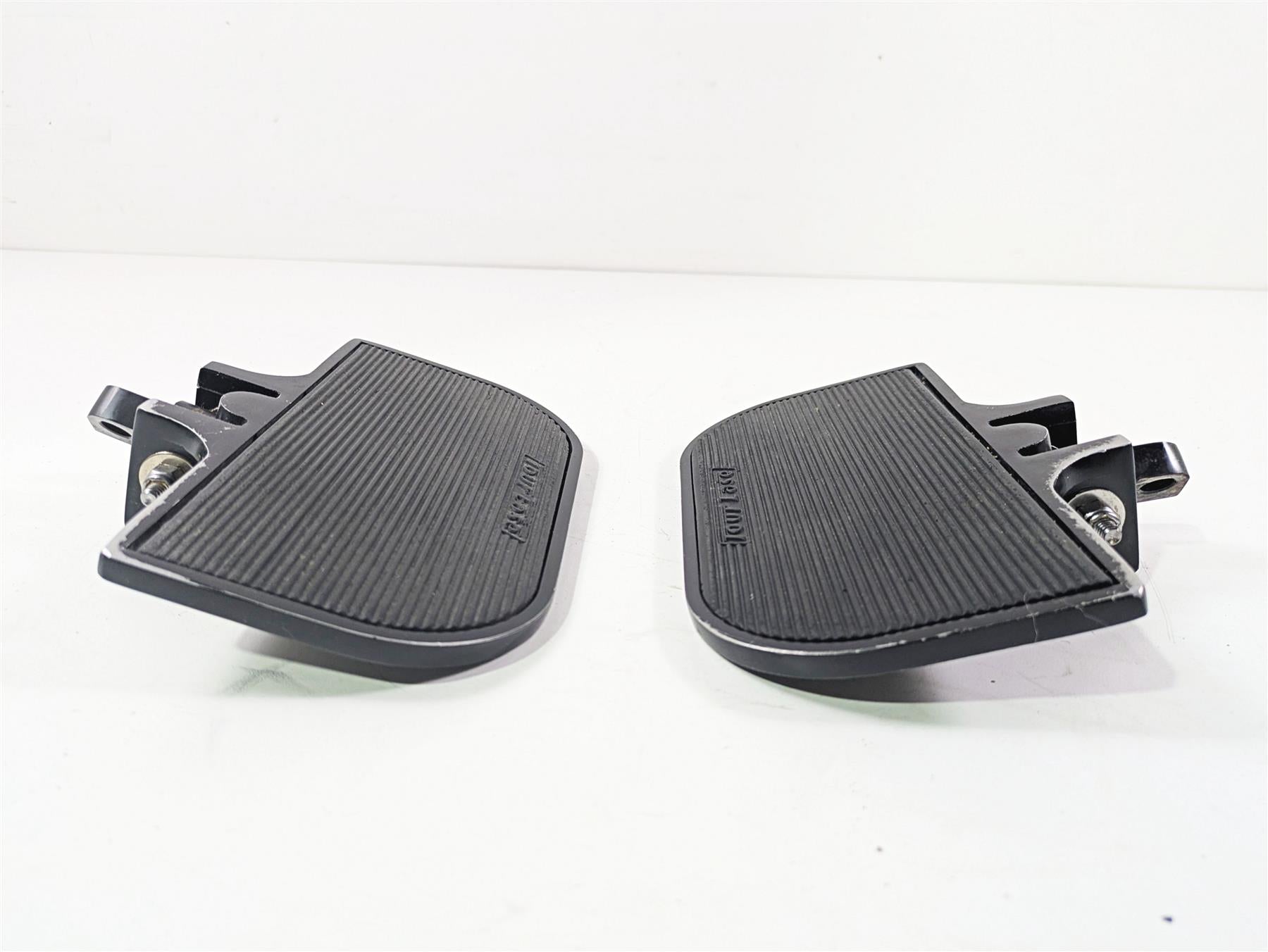 2009 Harley FXDC Dyna Super Glide CCE Tour Ease Front Floor Board Set 651808 {{ shop.shopifyCountryName }} - Mototech271