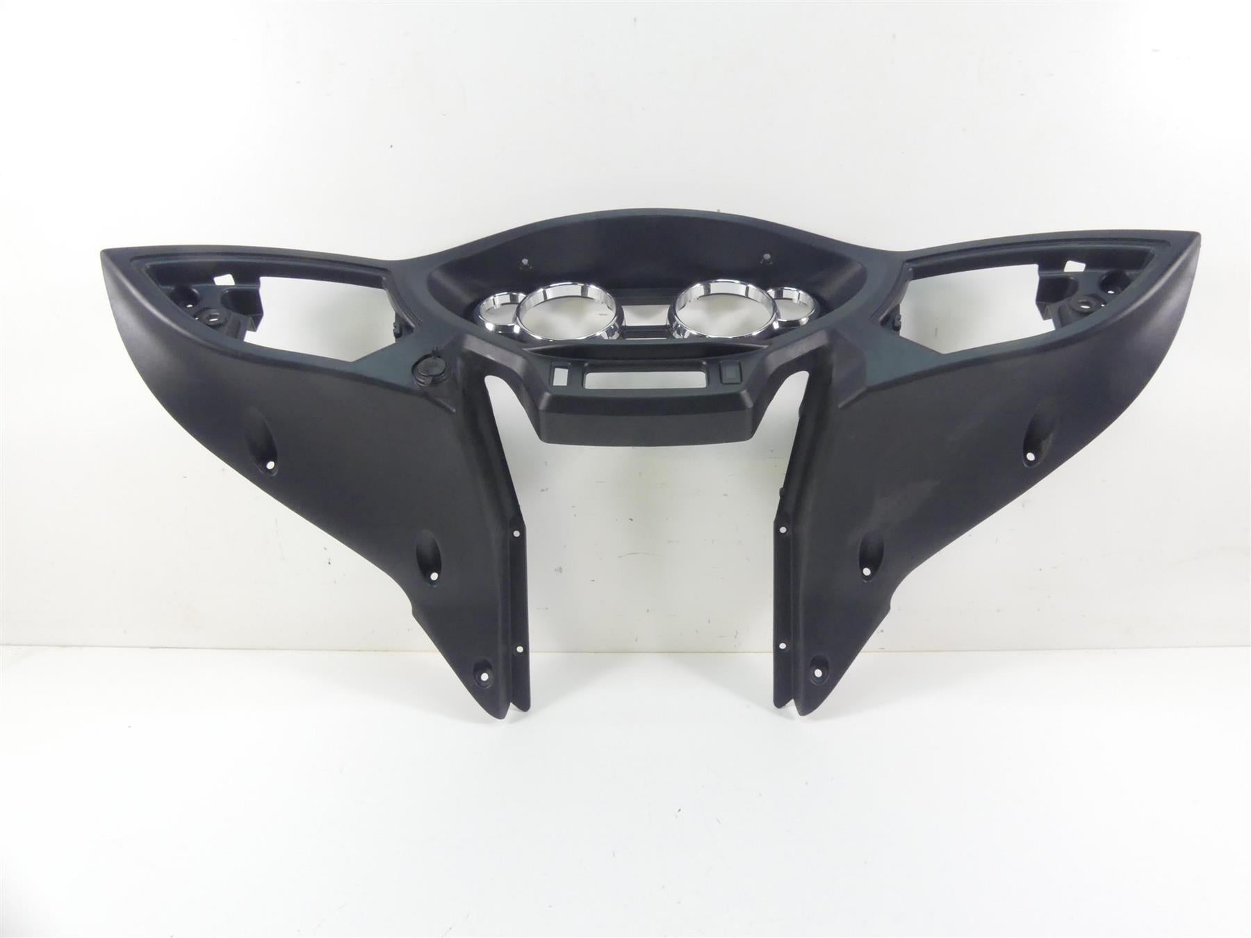2015 Victory Cross Country Tour Front Inner Nose Dash Cover Fairing 5437066 {{ shop.shopifyCountryName }} - Mototech271