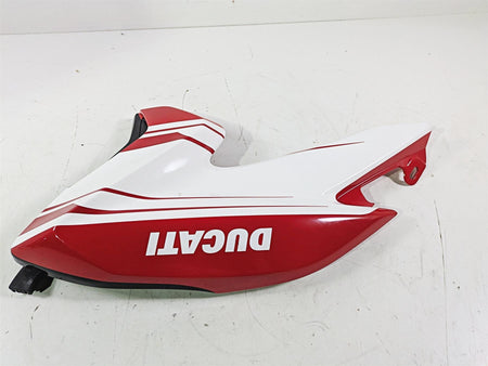 2018 Ducati Hypermotard 939 SP Right Tank Fairing Cover READ 480P5692CK {{ shop.shopifyCountryName }} - Mototech271