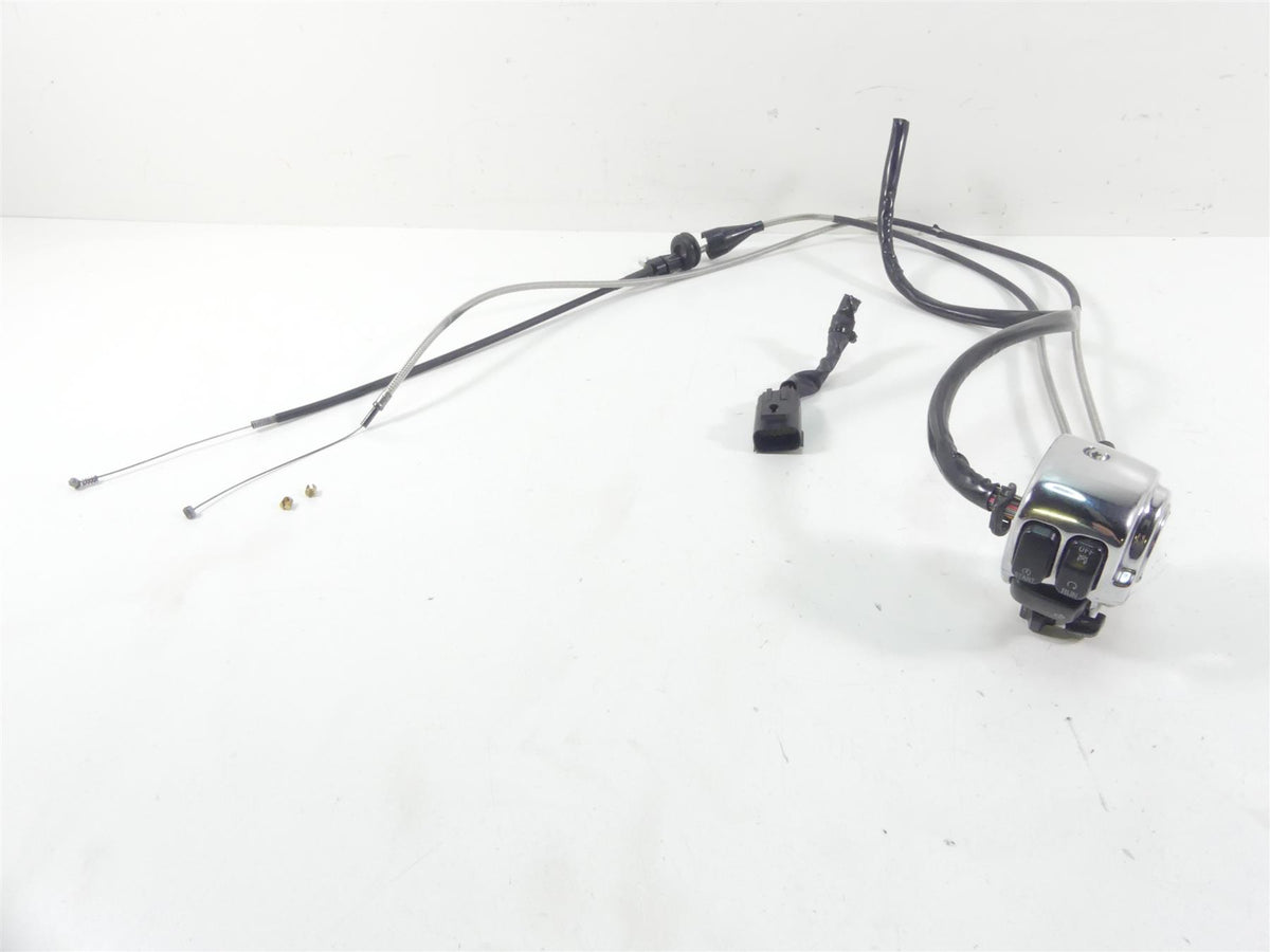 2007 Harley FLHTCU SE CVO Electra Glide Right Cruise Control Switch 71684-06 {{ shop.shopifyCountryName }} - Mototech271