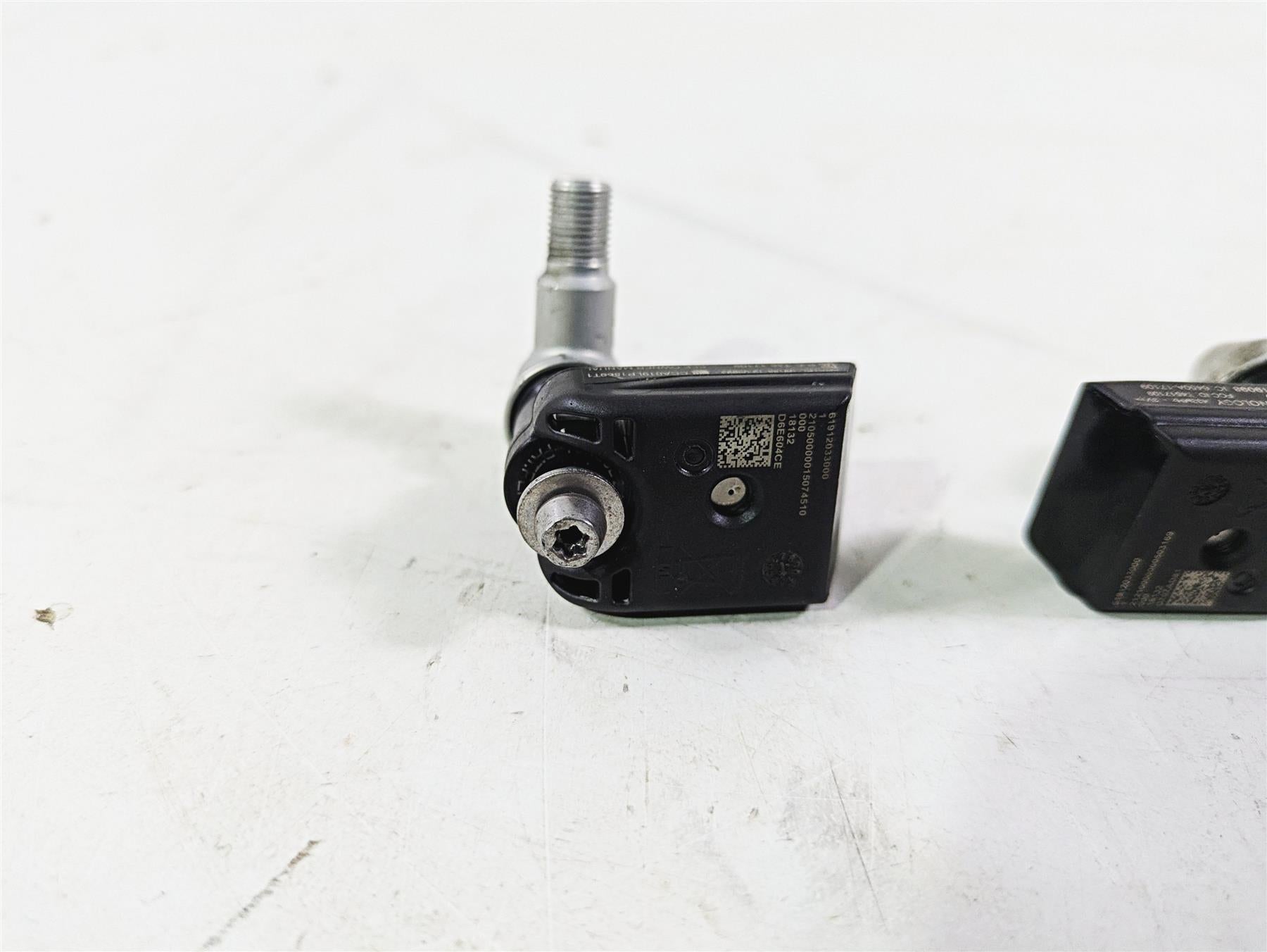 2022 KTM 1290 Super Adventure S Front Rear Tire Pressure Sensor Set 61912033000 {{ shop.shopifyCountryName }} - Mototech271