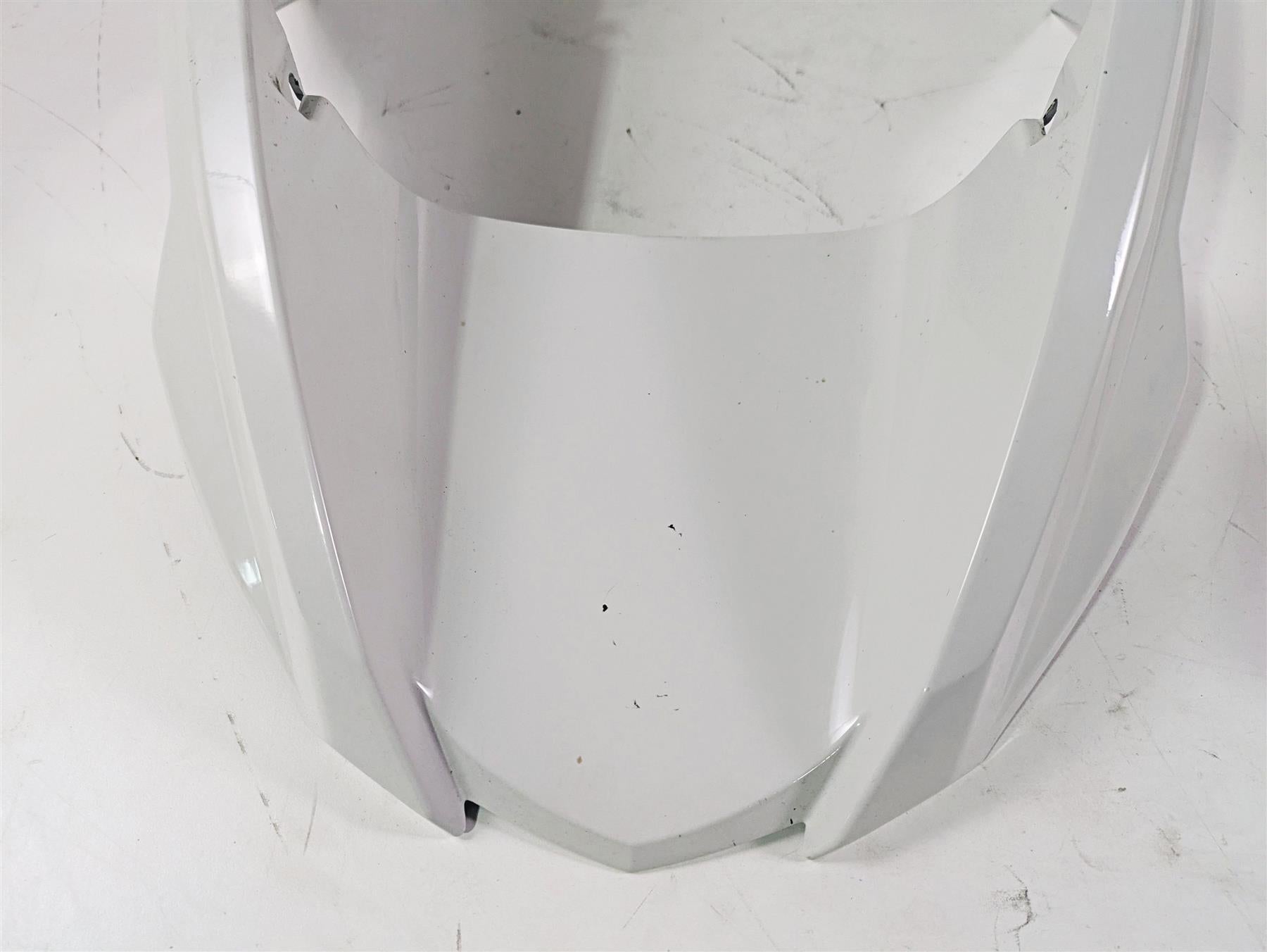 2010 BMW R1200GS K25 Front Upper Fender Alpin White 46617705227 46617705228 {{ shop.shopifyCountryName }} - Mototech271