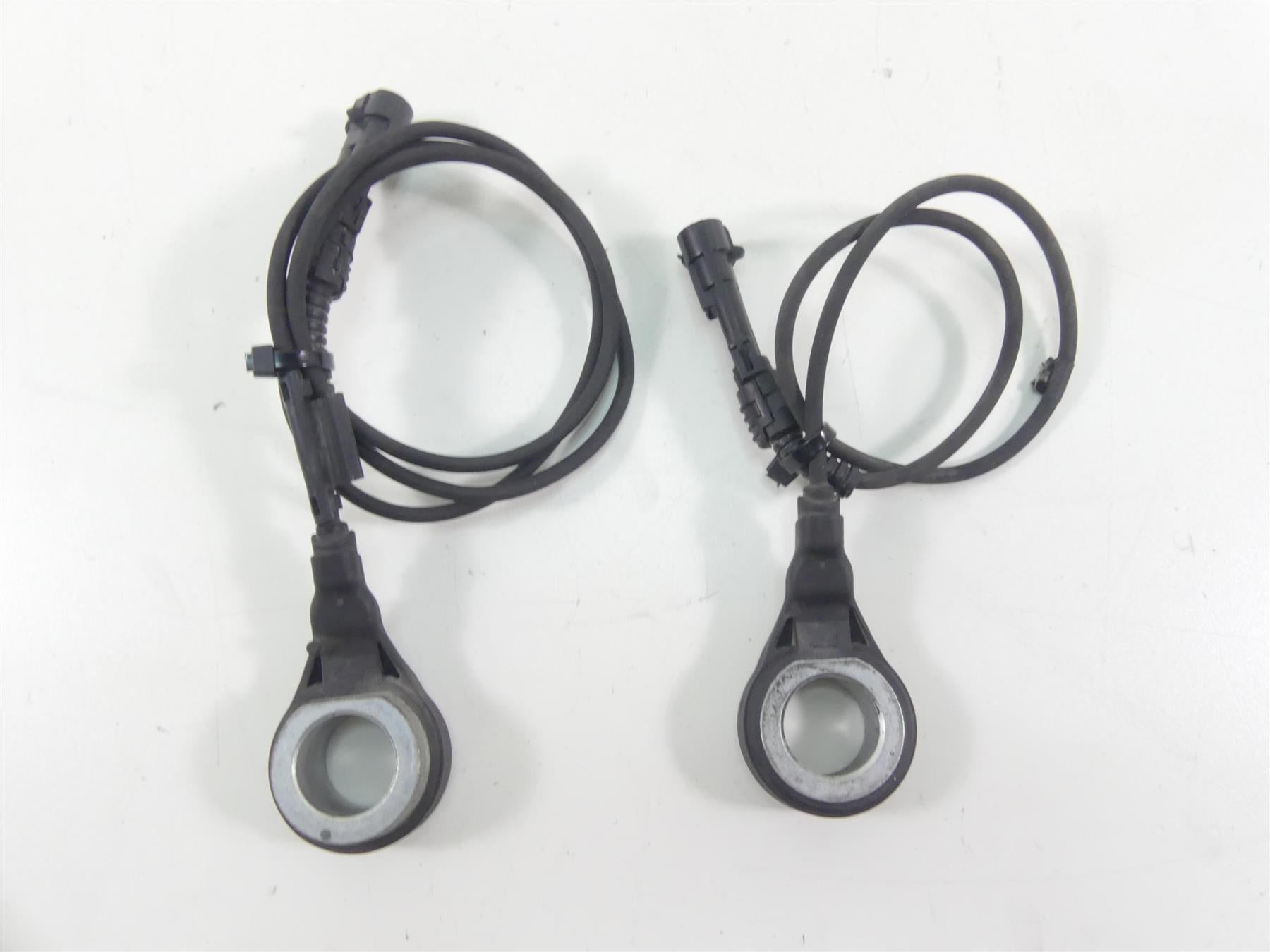 2014 Harley Touring FLHTK Electra Glide Abs Brake Wheel Speed Sensors 40615-08 {{ shop.shopifyCountryName }} - Mototech271