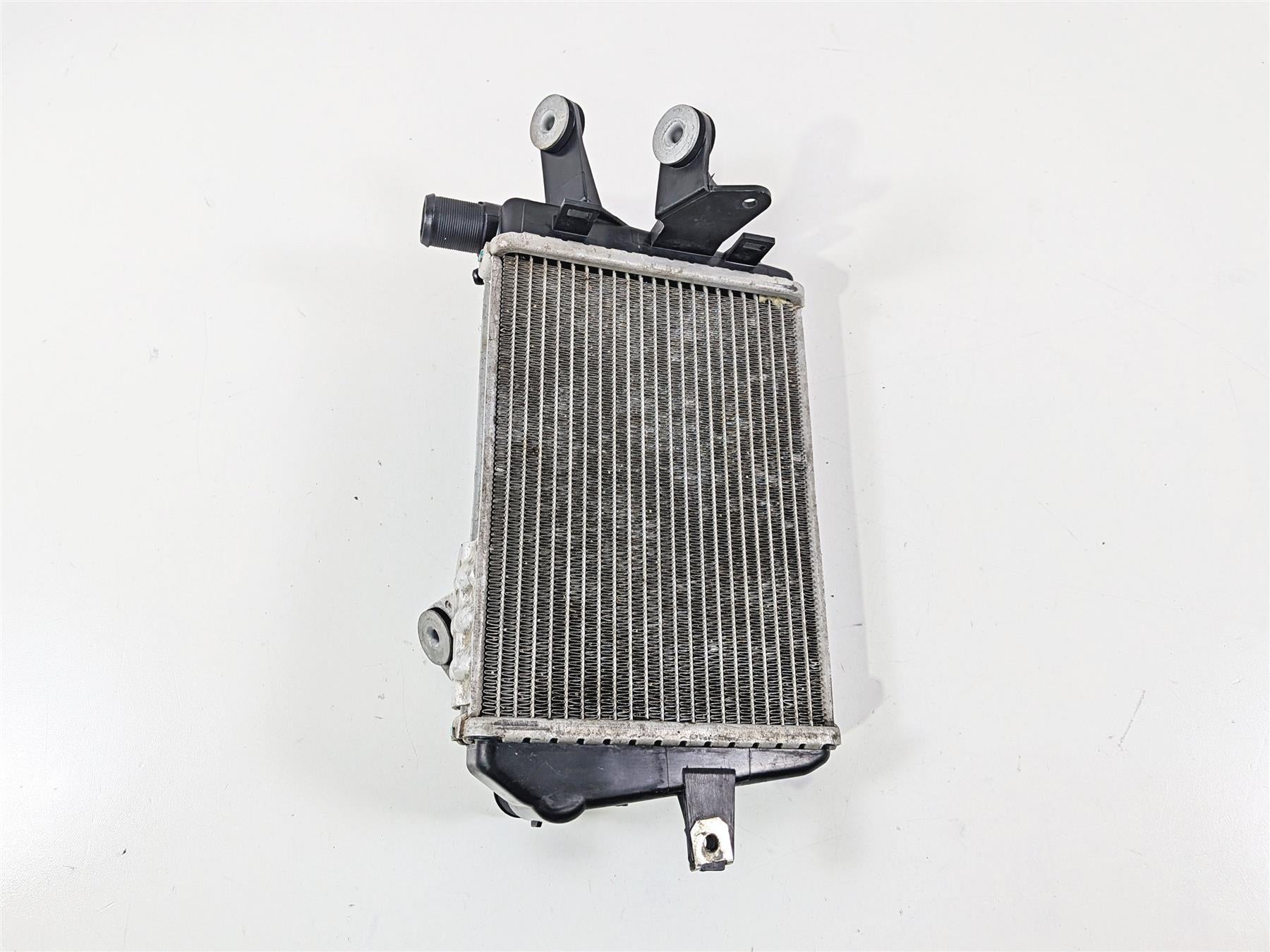 2016 BMW R1200RT RT RTW K52 Left Coolant Radiator - No leaks 17118546408 {{ shop.shopifyCountryName }} - Mototech271