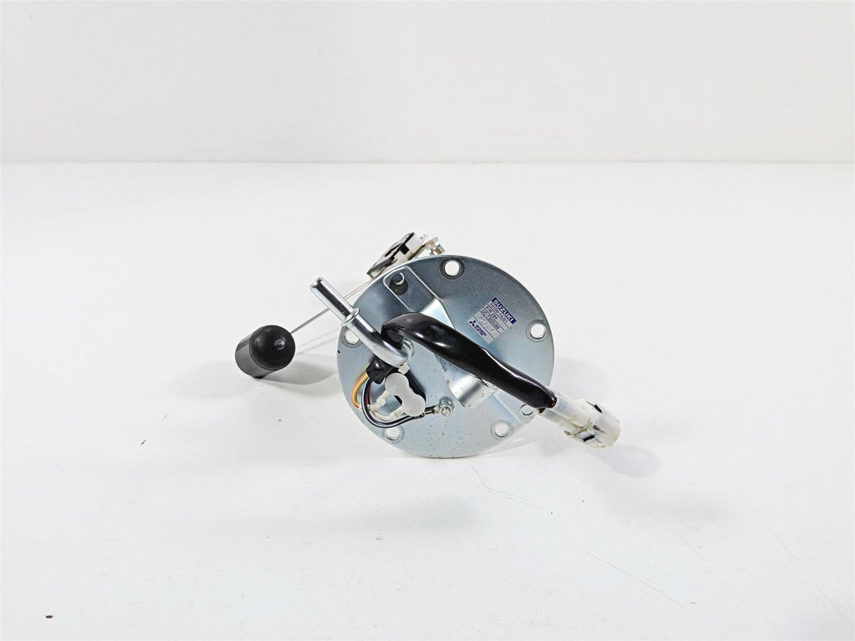2024 Suzuki GSXR 600 Fuel Gas Petrol Pump & Sending Unit -Tested 15100-14J01 {{ shop.shopifyCountryName }} - Mototech271