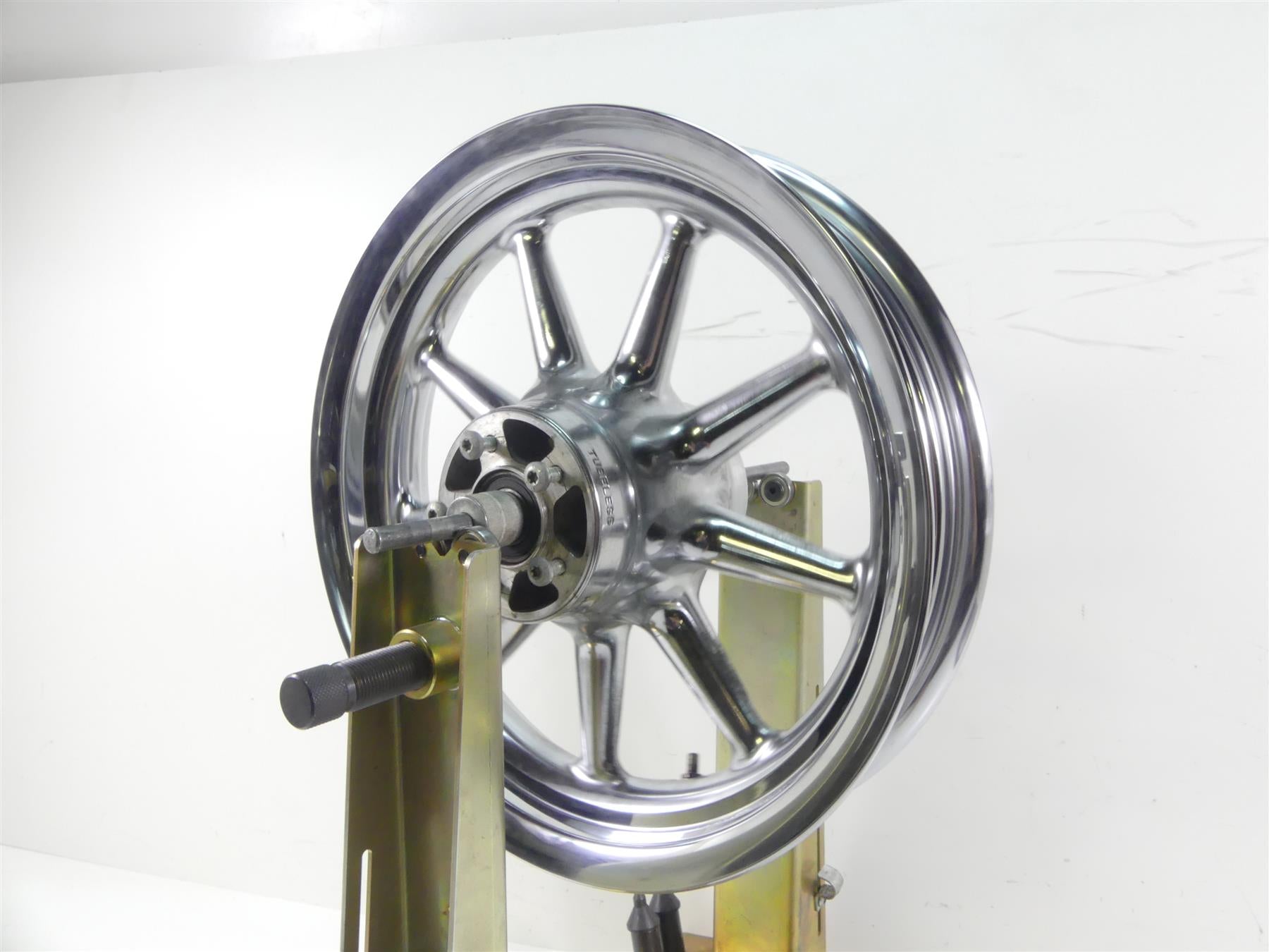 2007 Harley FLHTCU SE CVO Electra Glide Front 9 Spoke Chrome Wheel 16x3 43539-08 {{ shop.shopifyCountryName }} - Mototech271
