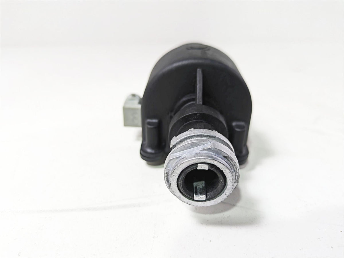 2020 Harley Touring FLHT Electra Glide Ignition Fork Lock Base - Read 71400012B {{ shop.shopifyCountryName }} - Mototech271