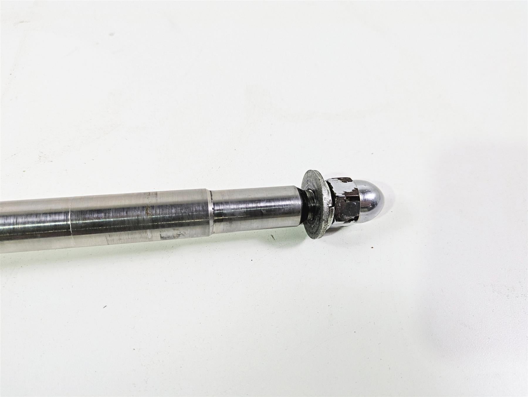 2004 Harley Softail FXSTDI Deuce Front Axle Wheel Spindle 3/4" 43354-00 {{ shop.shopifyCountryName }} - Mototech271
