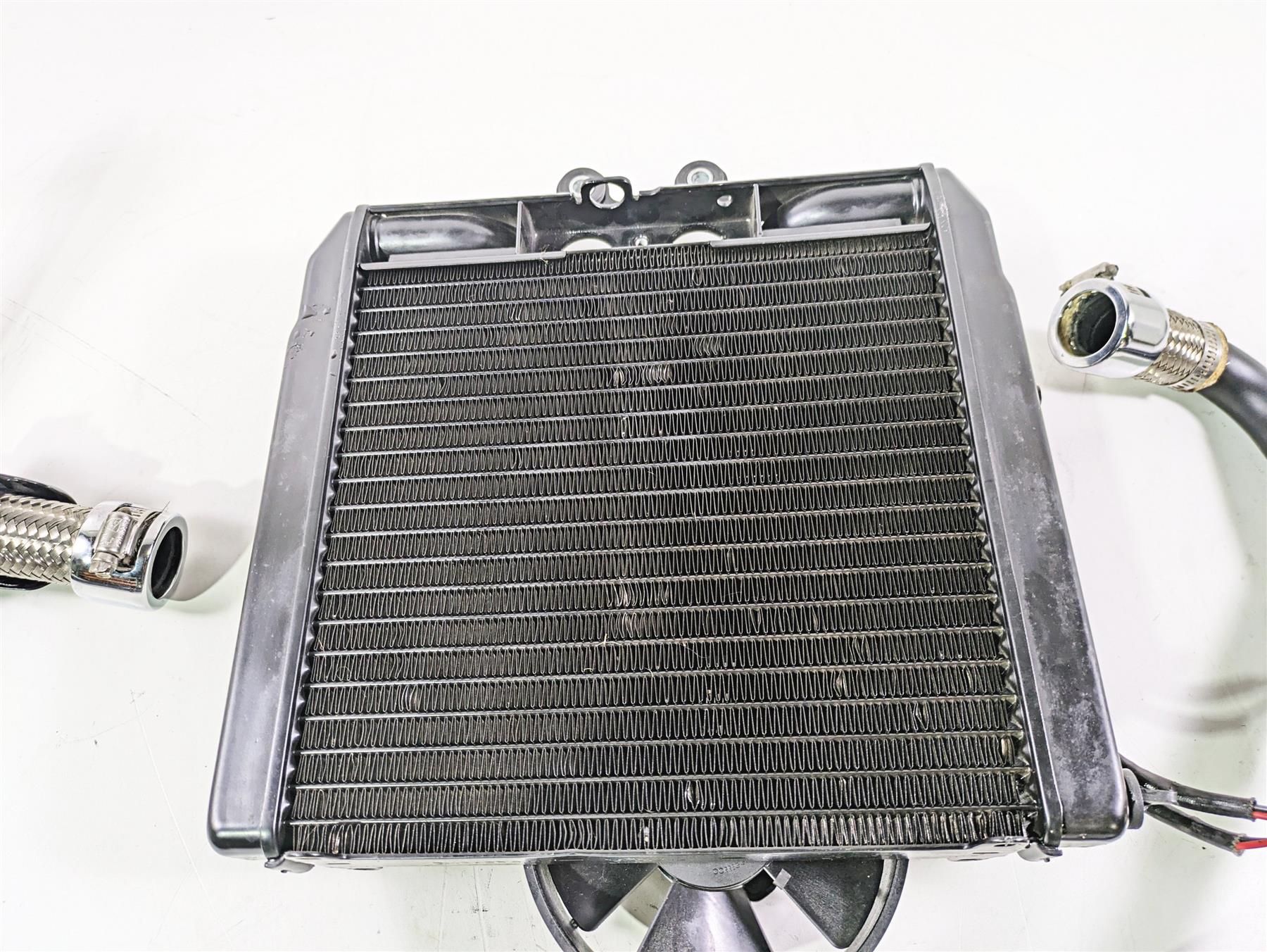 2006 Harley VRSCR Street V-Rod Radiator Fans Reservoir Hoses 26722-04 {{ shop.shopifyCountryName }} - Mototech271