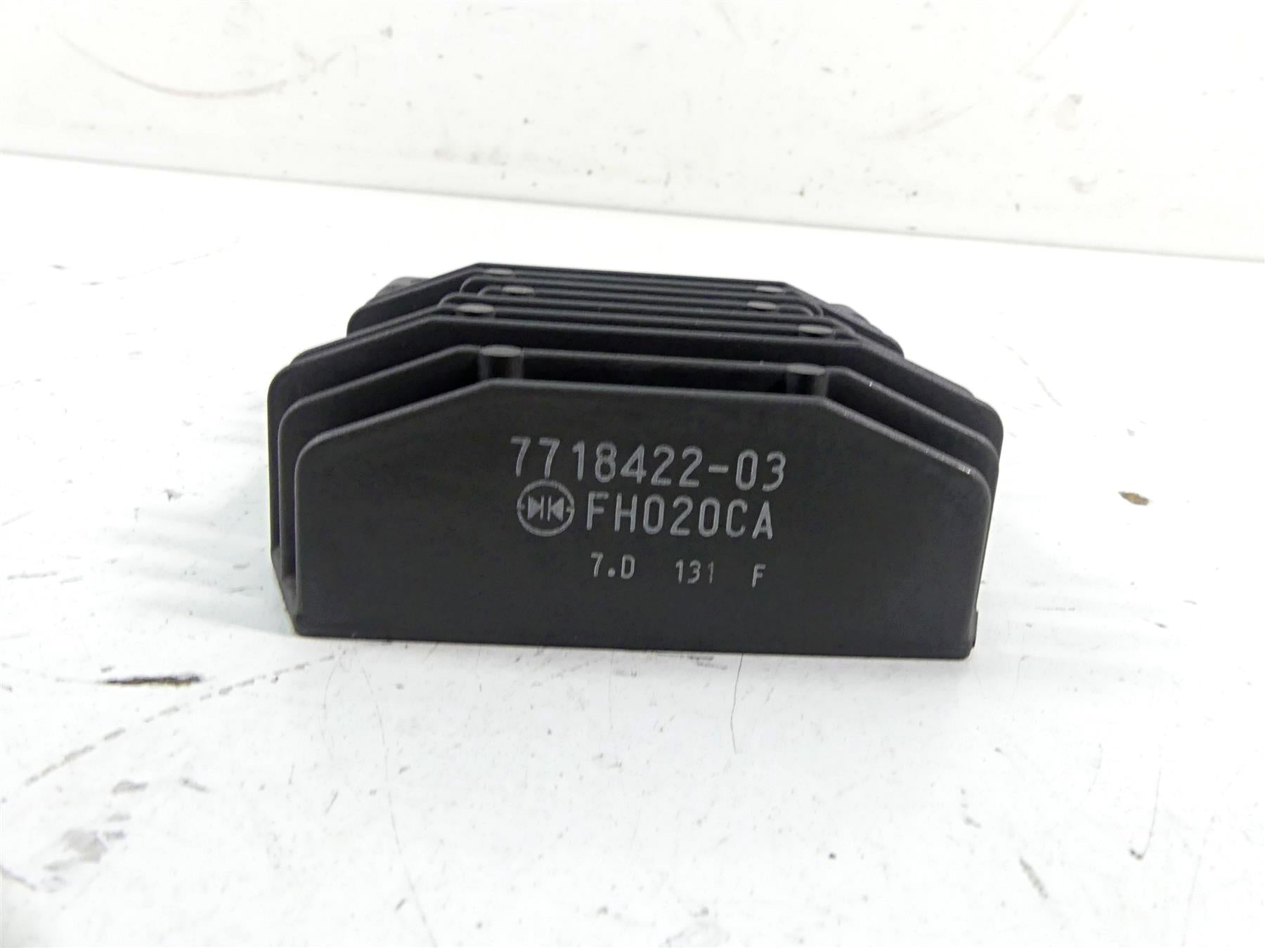 2018 BMW S1000RR K46 Rectifier Voltage Regulator FH020CA 12317718422 {{ shop.shopifyCountryName }} - Mototech271