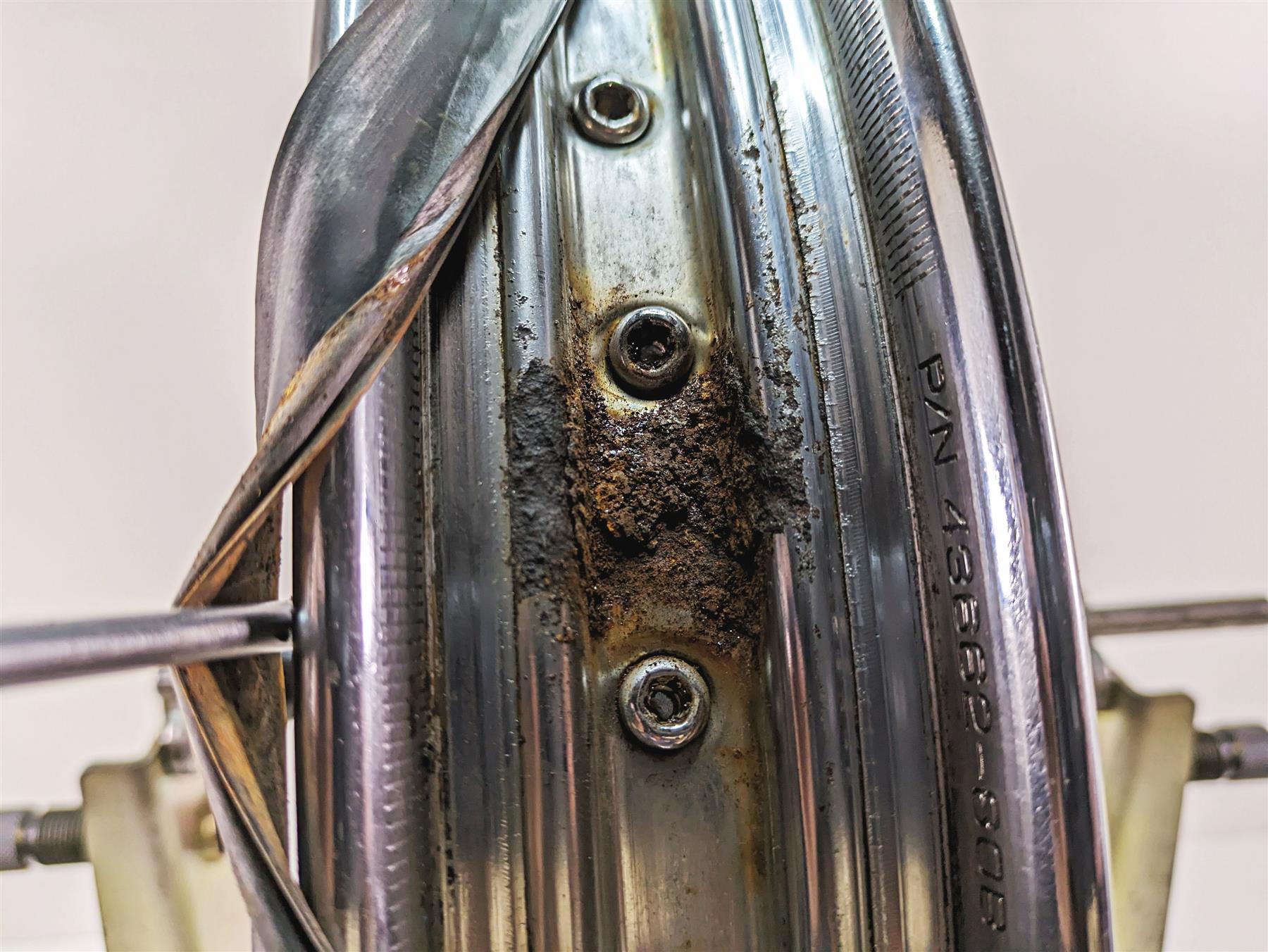 2006 Harley Sportster XL1200 Straight 21x2.15 Front Wheel Spoke Rim 44610-05A {{ shop.shopifyCountryName }} - Mototech271