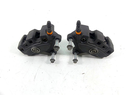 2015 Harley Davidson VRSCDX Night Rod Sp Front Brake Caliper Set 44731-08 | Mototech271