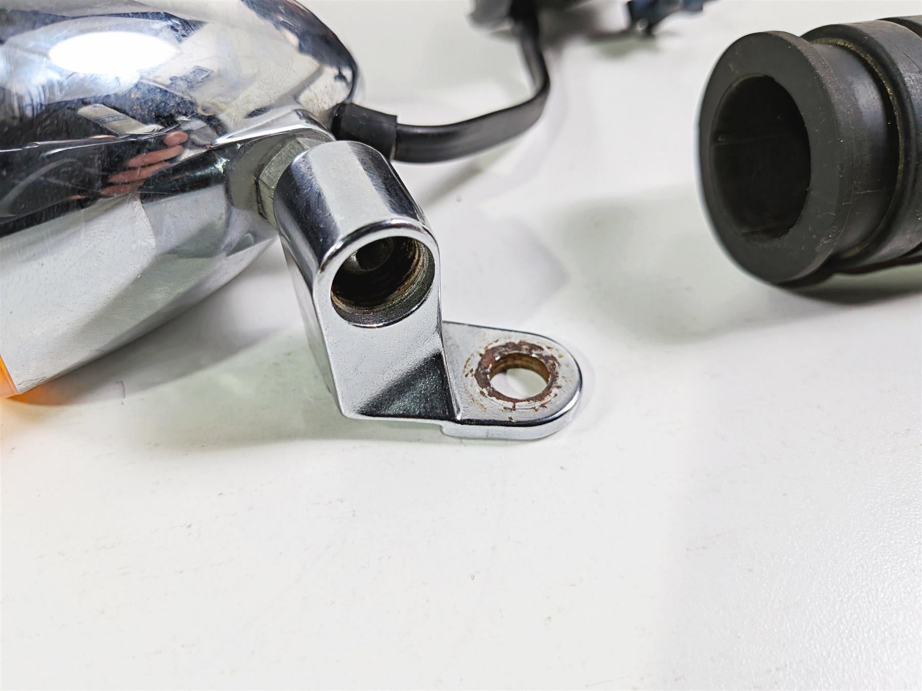 2011 Harley FXDF Dyna Fat Bob Right Control Switch & Turn Signal 71684-06A {{ shop.shopifyCountryName }} - Mototech271