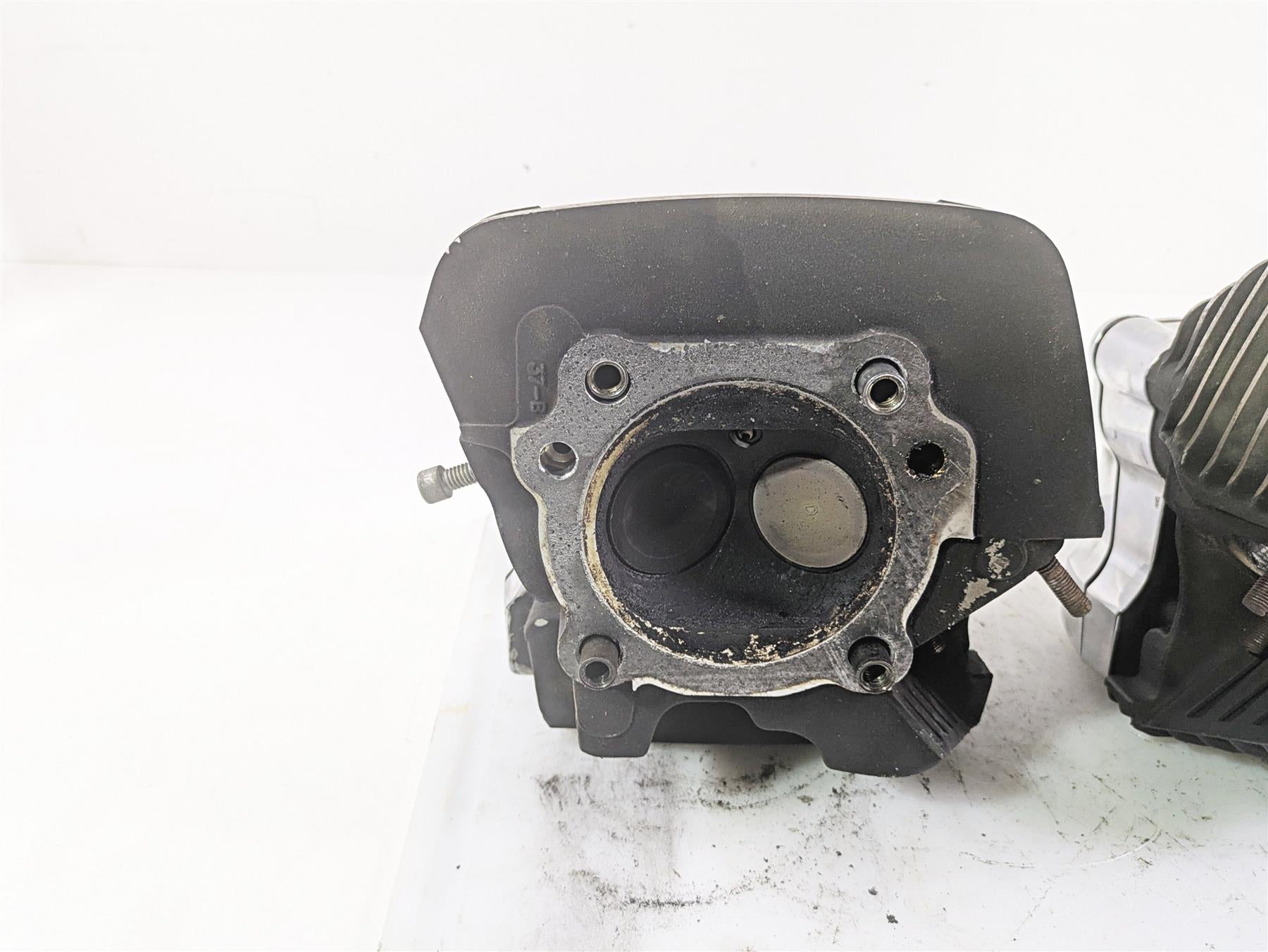 2008 Harley FXDL Dyna Low Rider 105TH Cylinderhead Cylinder Head Set 17178-06A {{ shop.shopifyCountryName }} - Mototech271