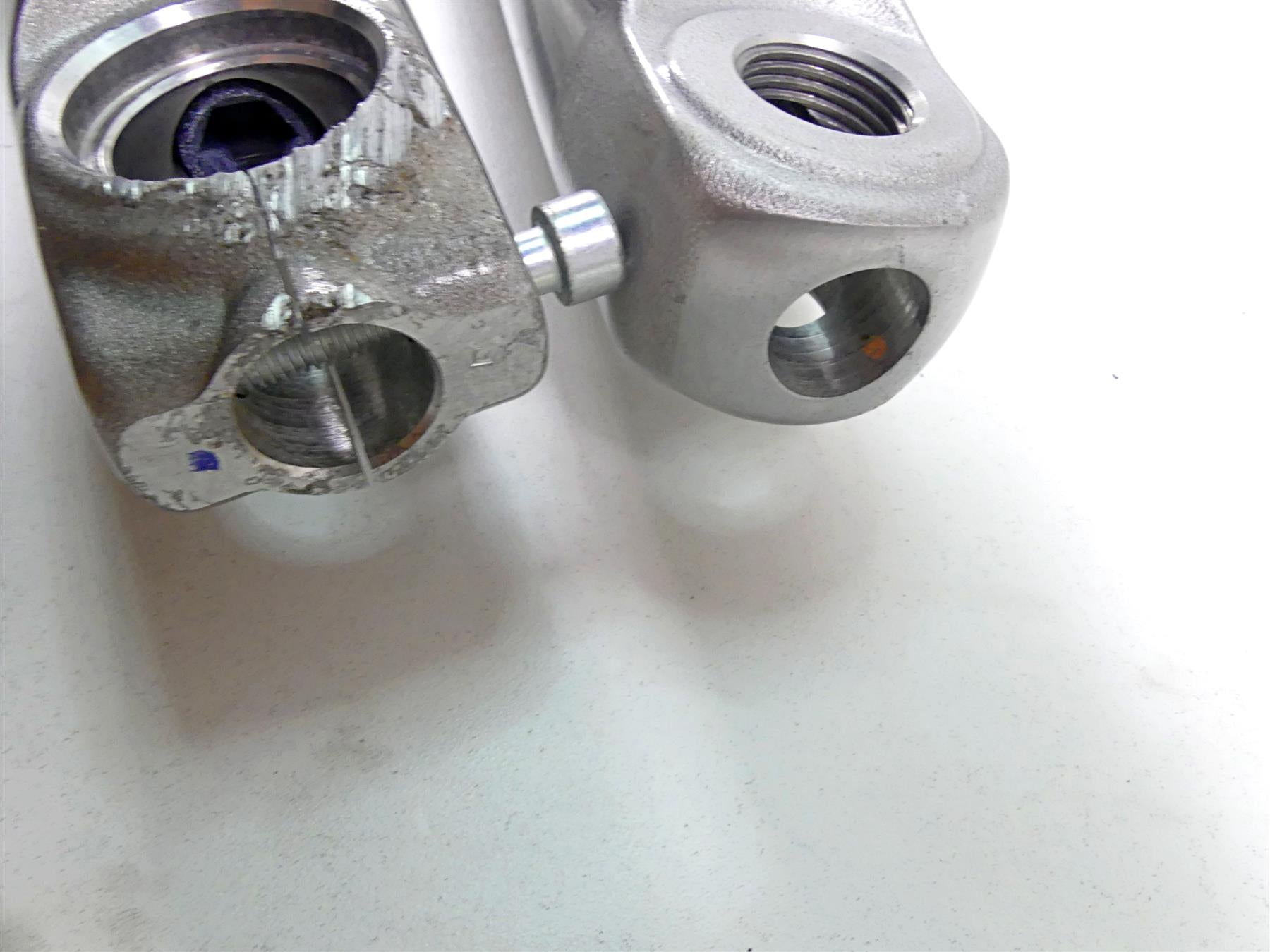 2020 Harley Softail FXST Standard Front Fork Legs 49Mm - Read 45400295 45400296 {{ shop.shopifyCountryName }} - Mototech271
