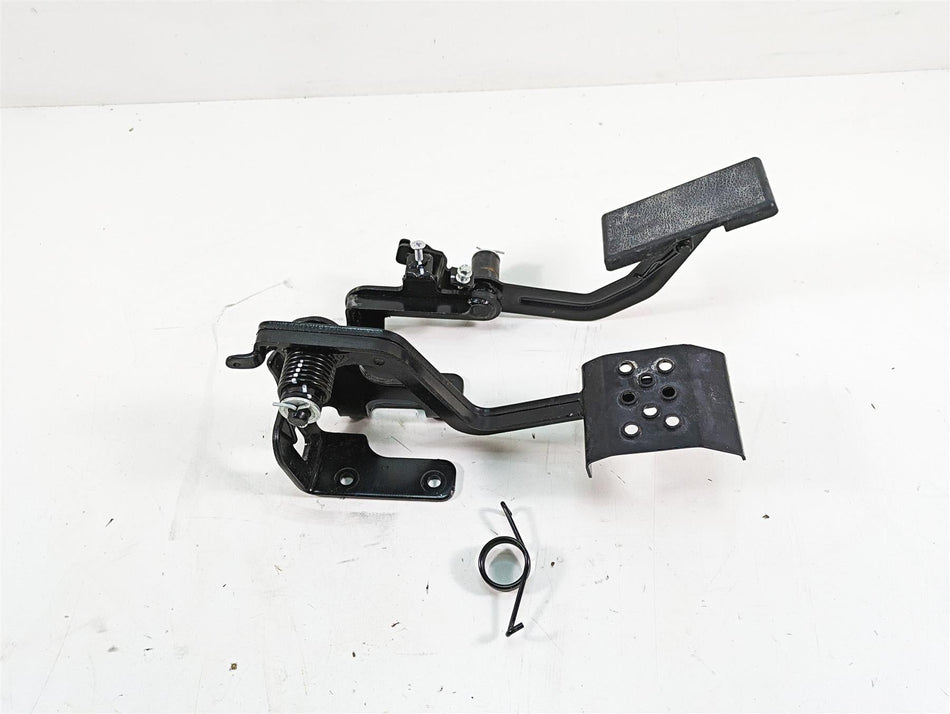 2021 CFMoto Zforce 500 Trail Foot Brake Pedal Lever Set 9060-081300 {{ shop.shopifyCountryName }} - Mototech271