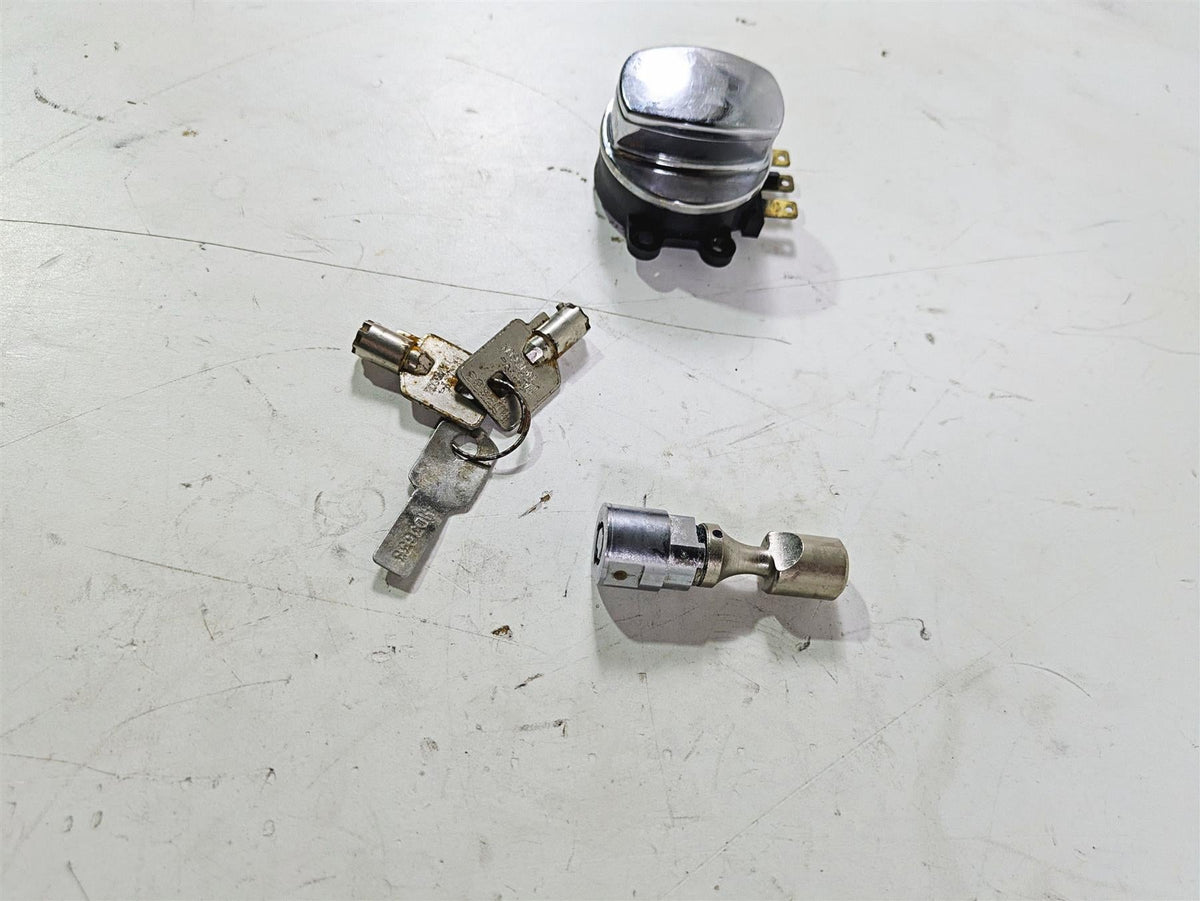 2003 Harley Softail FXSTDI Deuce 100th Ignition Switch Key Lock Set 71450-04 {{ shop.shopifyCountryName }} - Mototech271