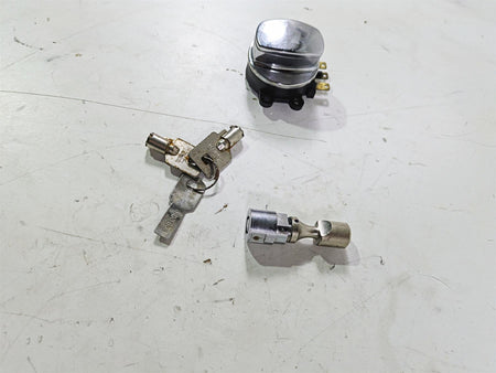 2003 Harley Softail FXSTDI Deuce 100th Ignition Switch Key Lock Set 71450-04 {{ shop.shopifyCountryName }} - Mototech271