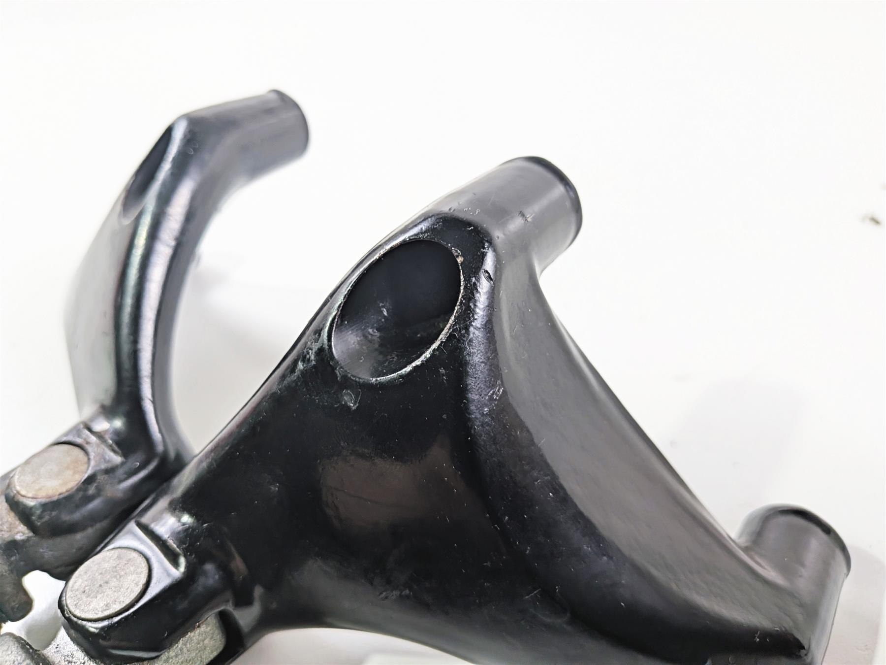 2006 Harley Sportster XL1200 C Rear Passenger Foot Peg Set 249315-04 {{ shop.shopifyCountryName }} - Mototech271