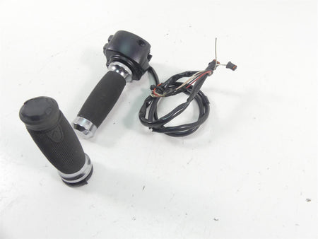 2021 Harley Softail FLSB Sport Glide Right Hand Control Switch - Read 71500462 {{ shop.shopifyCountryName }} - Mototech271