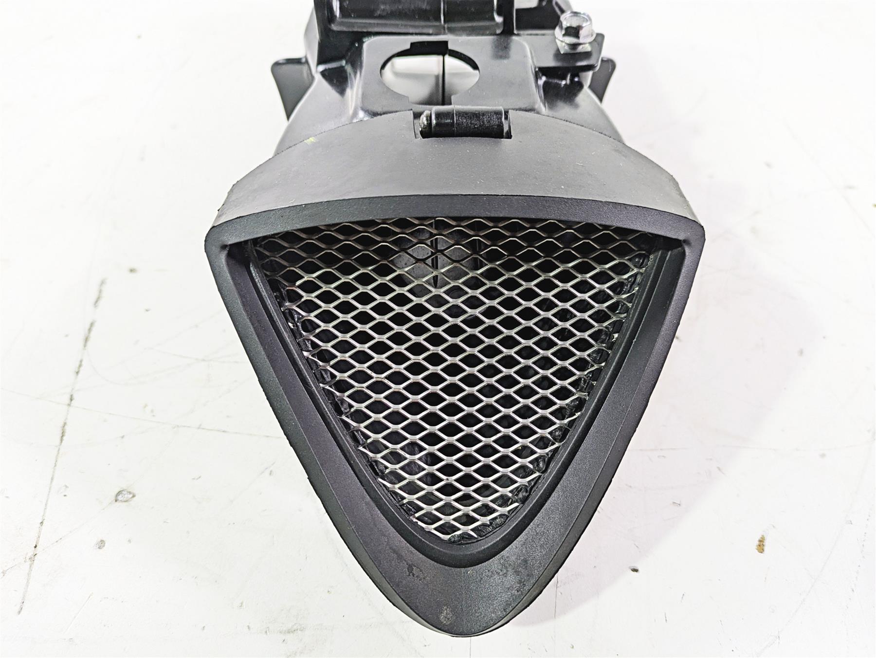 2012 Triumph Daytona 675 Front Air Intake Duct Ram T2200637 {{ shop.shopifyCountryName }} - Mototech271