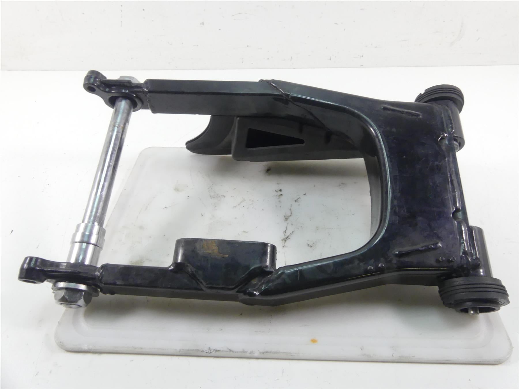 2005 Harley Touring CVO FLHTC SE Electra Glide Swingarm Swing Arm 1" 47549-02 {{ shop.shopifyCountryName }} - Mototech271
