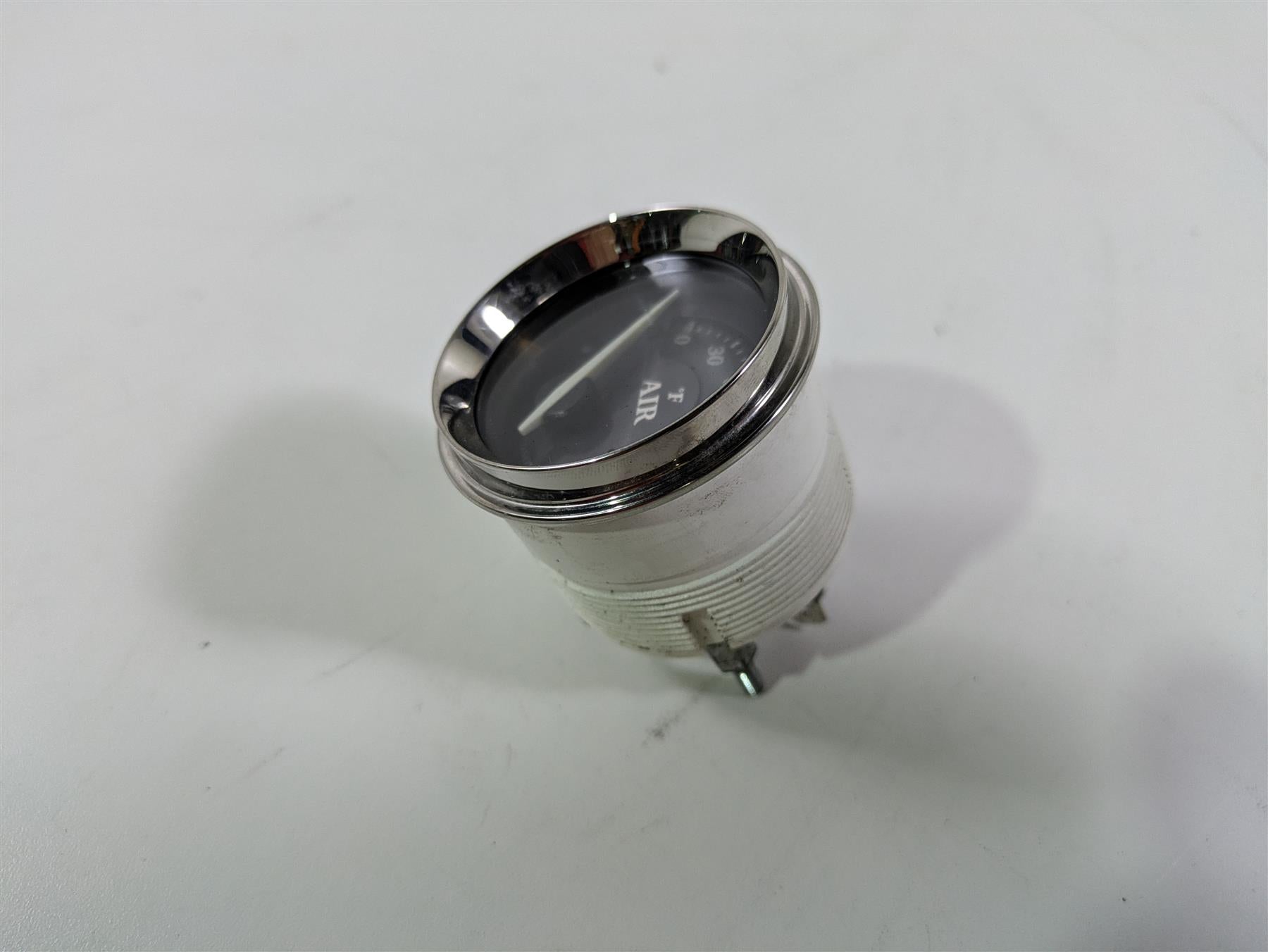 2010 Harley Touring FLHTK Electra Glide Air Temperature Temp Gauge 74689-10 {{ shop.shopifyCountryName }} - Mototech271