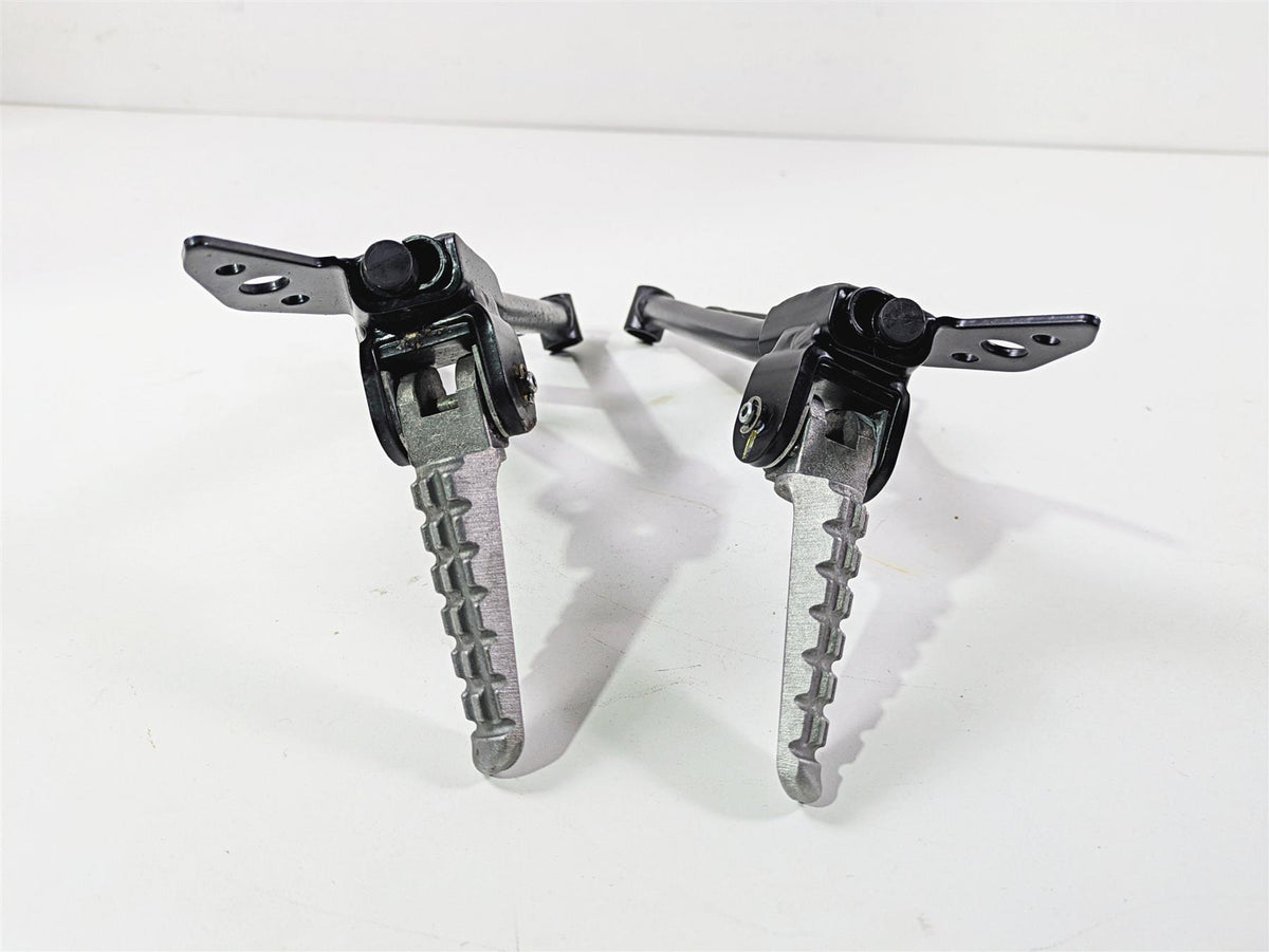 2022 Ducati Hypermotard 950 Rear Passenger Footpeg Set 82413552AA 82413562AA {{ shop.shopifyCountryName }} - Mototech271