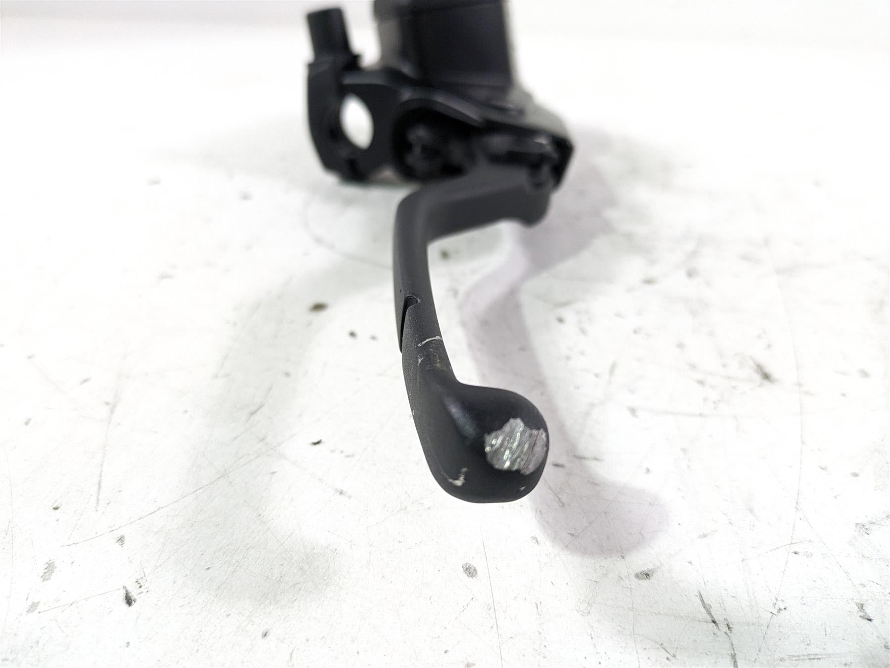 2022 BMW R1250 RT K052 Front Brake Master Cylinder 32728559604 {{ shop.shopifyCountryName }} - Mototech271