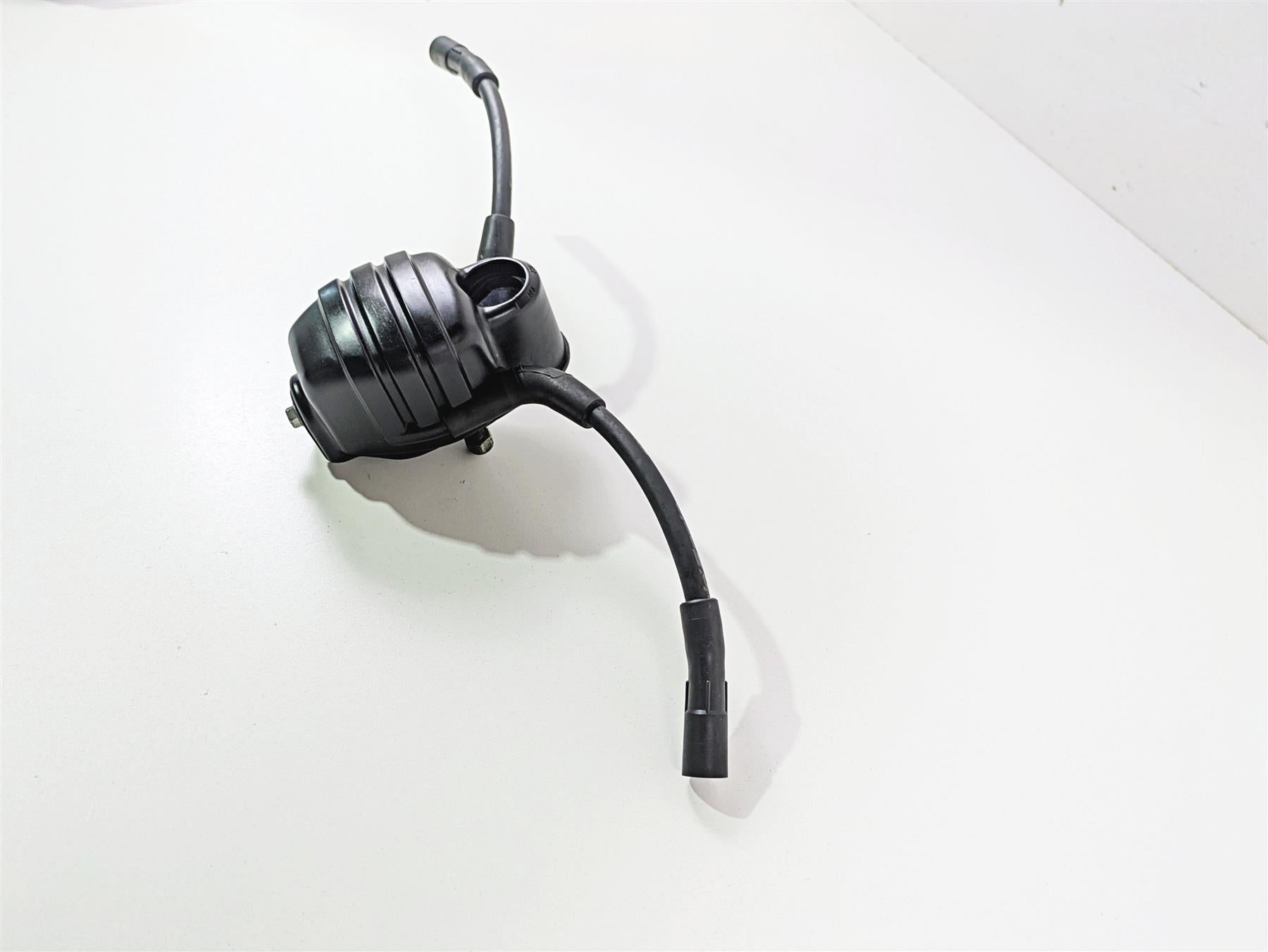 2008 Harley FXCWC Softail Rocker Ignition Coil Wires Plugs 31696-07A {{ shop.shopifyCountryName }} - Mototech271