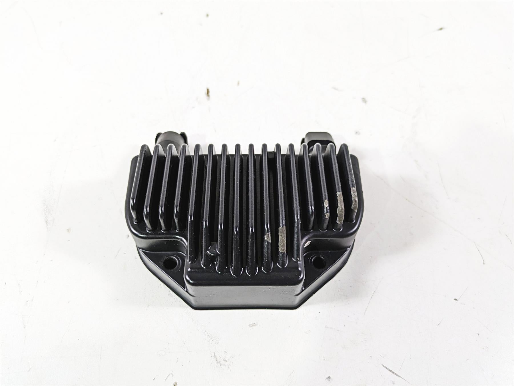 2012 Harley FLD Dyna Switchback Rectifier Voltage Regulator 74631-08A {{ shop.shopifyCountryName }} - Mototech271