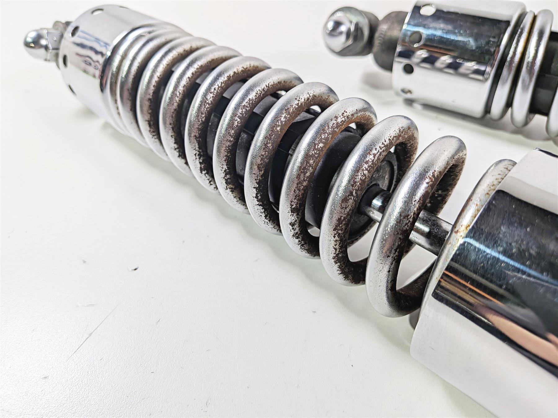 1998 Harley Dyna FXDL Low Rider Rear Damper Shock Set 12 3/4" 54512-90A {{ shop.shopifyCountryName }} - Mototech271