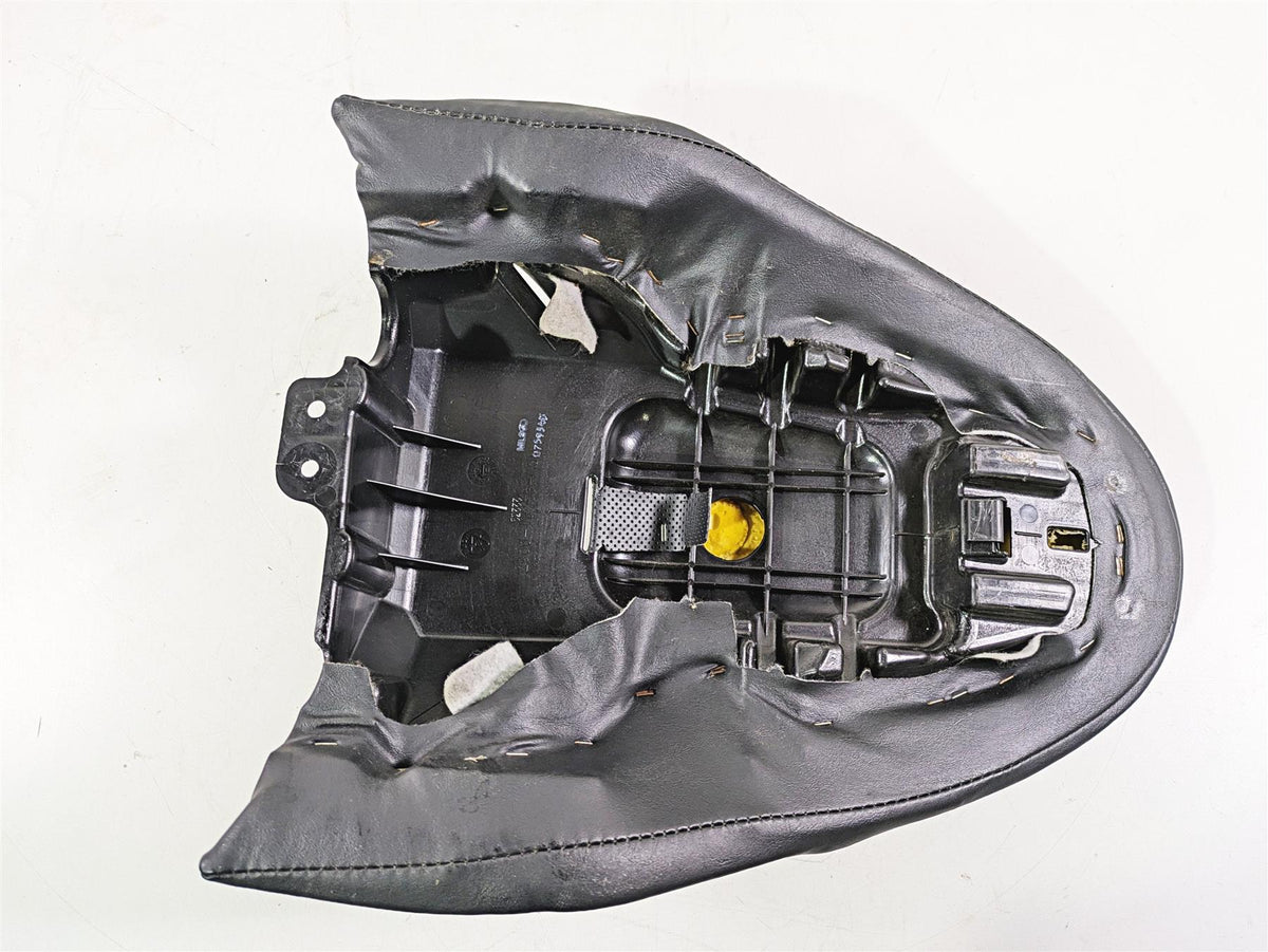 2006 Harley VRSCR Street V-Rod Rear Passenger Seat Saddle 52416-06 {{ shop.shopifyCountryName }} - Mototech271
