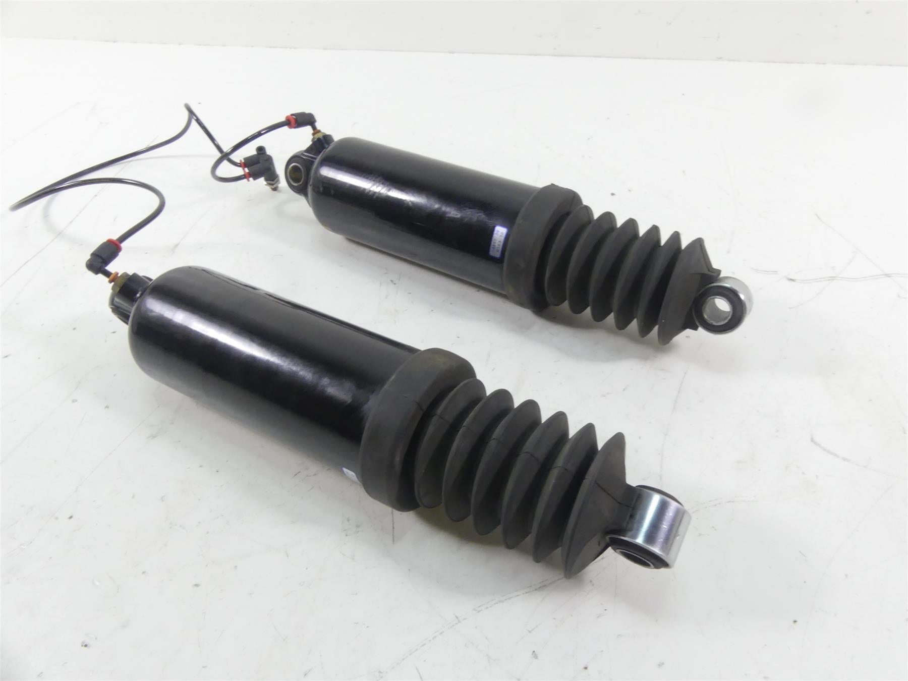 2016 Harley Touring FLTRX Road Glide Rear 12" Air Ride Shock Damper Set 54662-09 {{ shop.shopifyCountryName }} - Mototech271