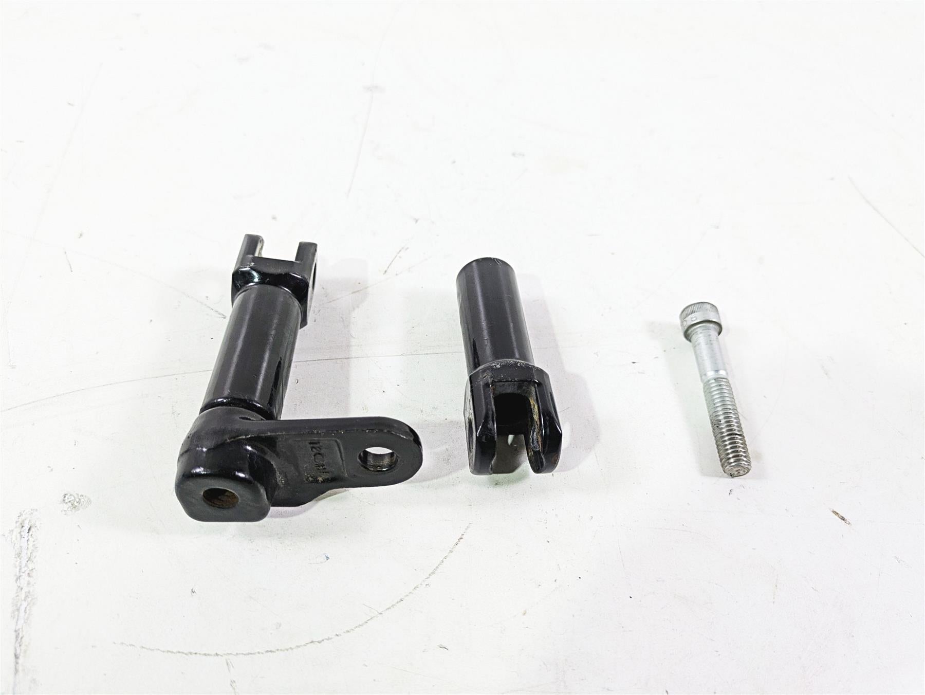 2017 Harley FLS Softail Slim Rear Footpeg Foot Peg Mounts Set 50932-08 {{ shop.shopifyCountryName }} - Mototech271