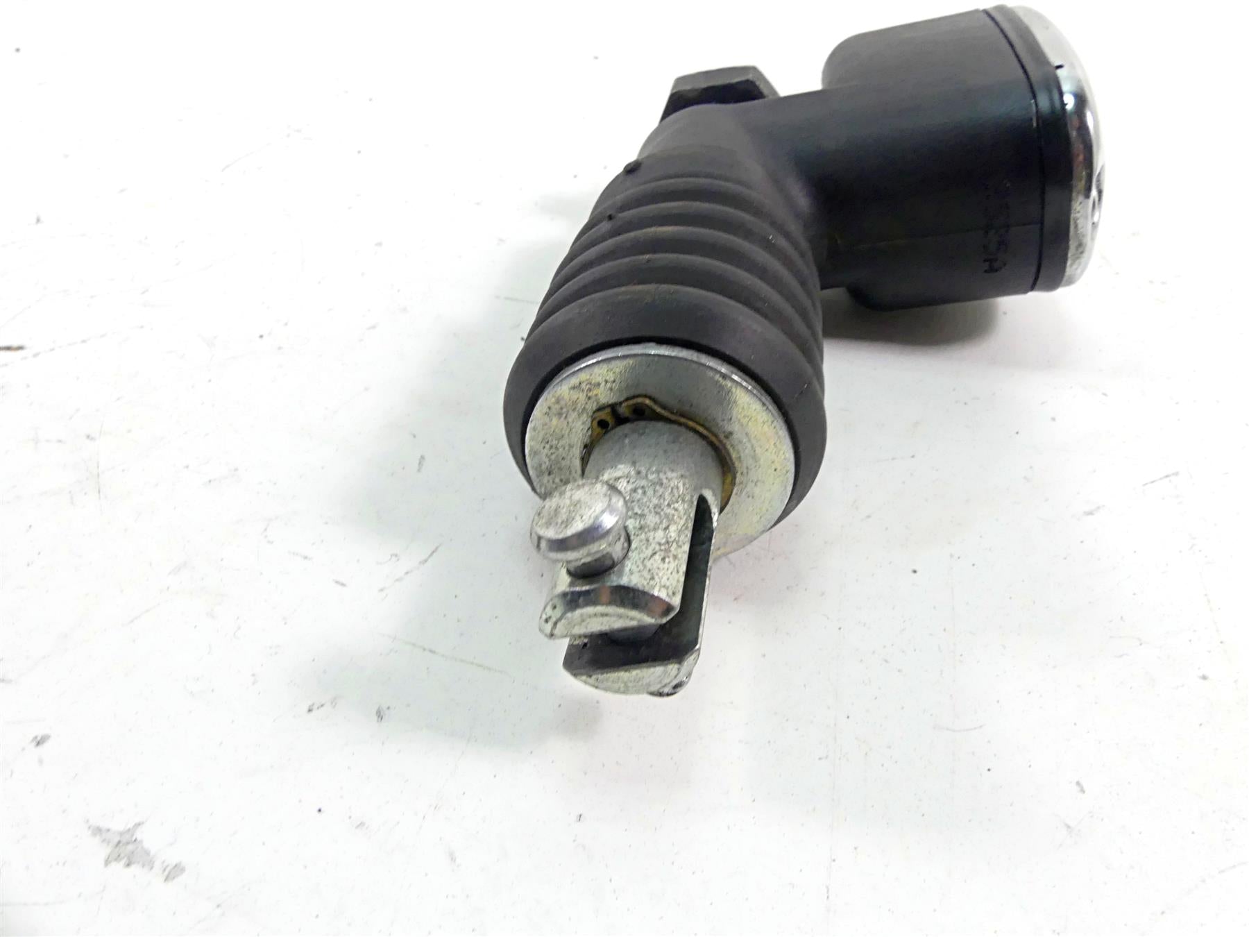 2006 Harley Touring FLHTCU SE E-Glide Rear Brake Master Cylinder 46467-05 {{ shop.shopifyCountryName }} - Mototech271