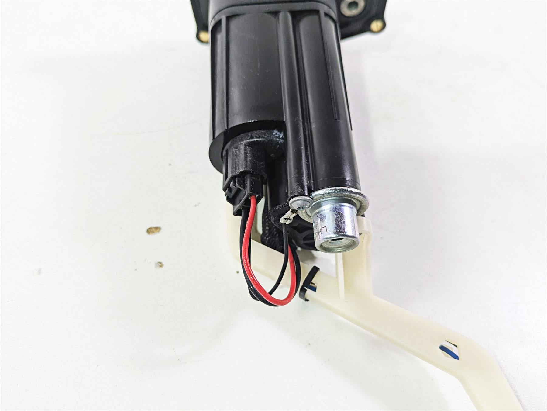 2015 Ducati Hypermotard 821 SP Fuel Gas Petrol Pump - Tested 16024281A {{ shop.shopifyCountryName }} - Mototech271