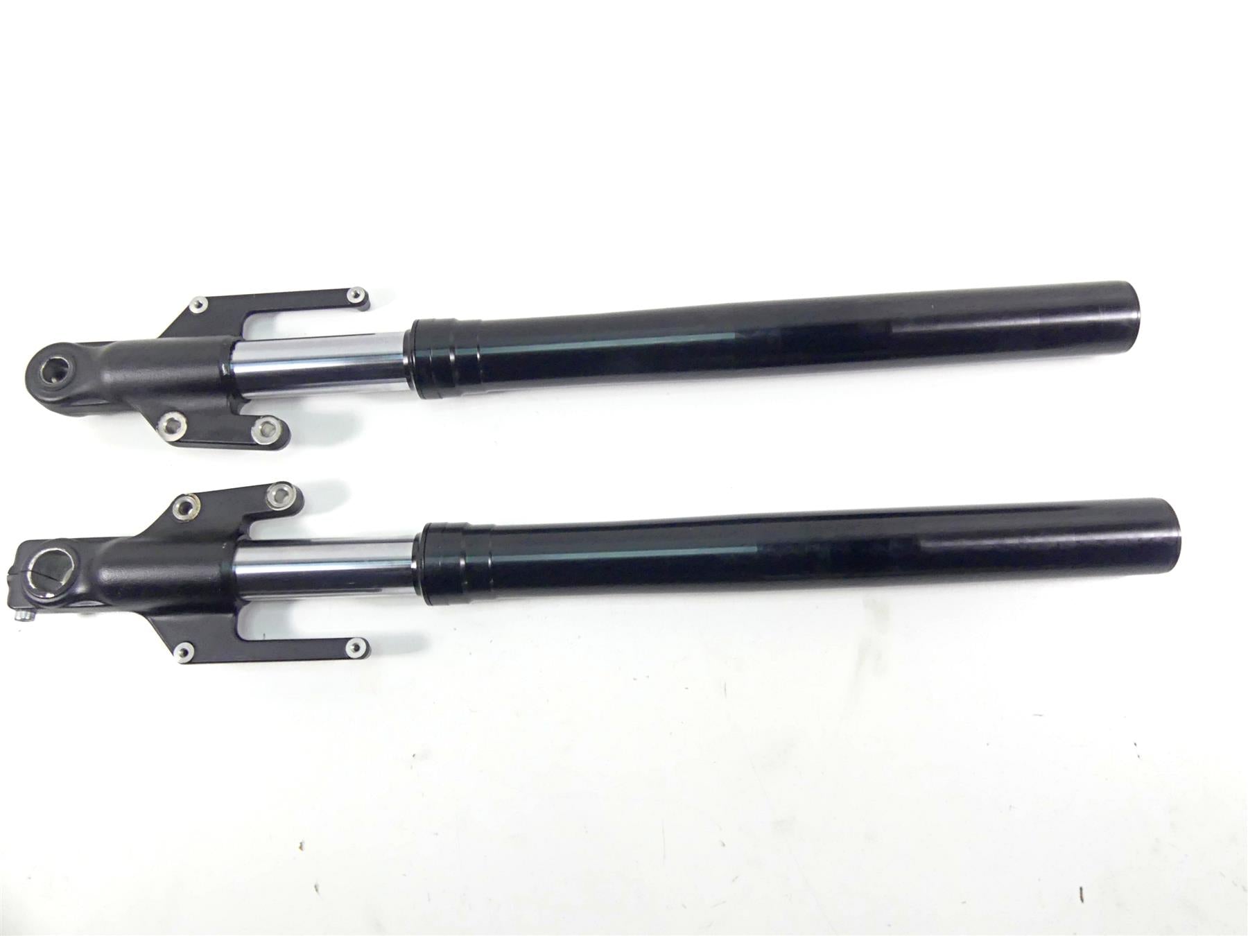 2017 Harley XL1200 CX Sportster Roadster Straight Front Fork Legs Set 45400108 {{ shop.shopifyCountryName }} - Mototech271