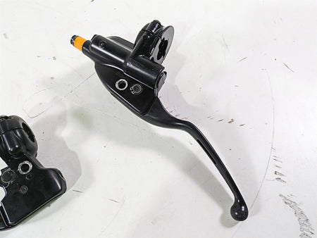 2008 Harley Touring FLHTCU E-Glide 105TH Front Brake Master Cylinder 44551-08F {{ shop.shopifyCountryName }} - Mototech271