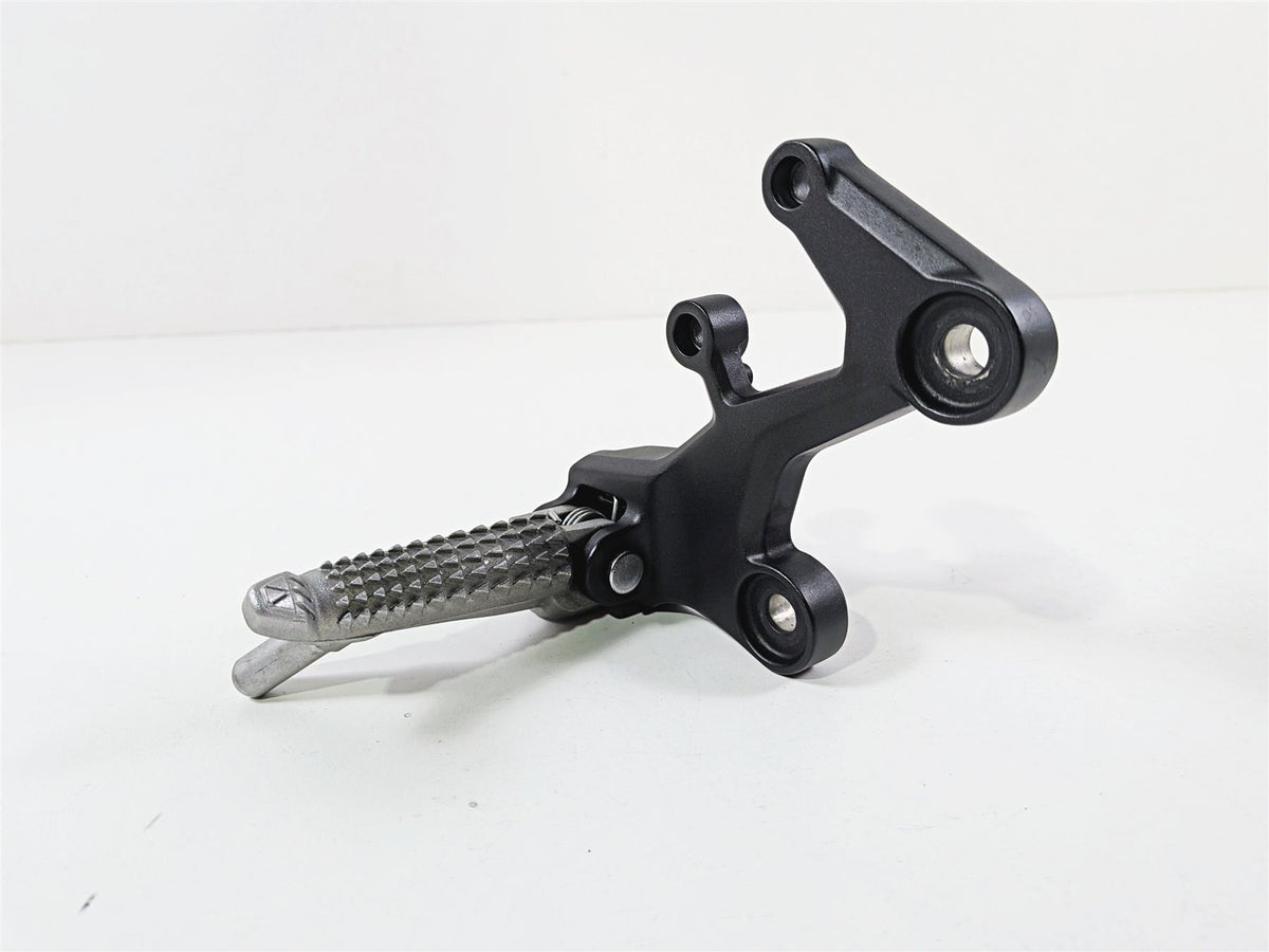 2024 Kawasaki EX500 Ninja 40th An. Right Front Rider Foot Peg & Mount 35063-1408 {{ shop.shopifyCountryName }} - Mototech271
