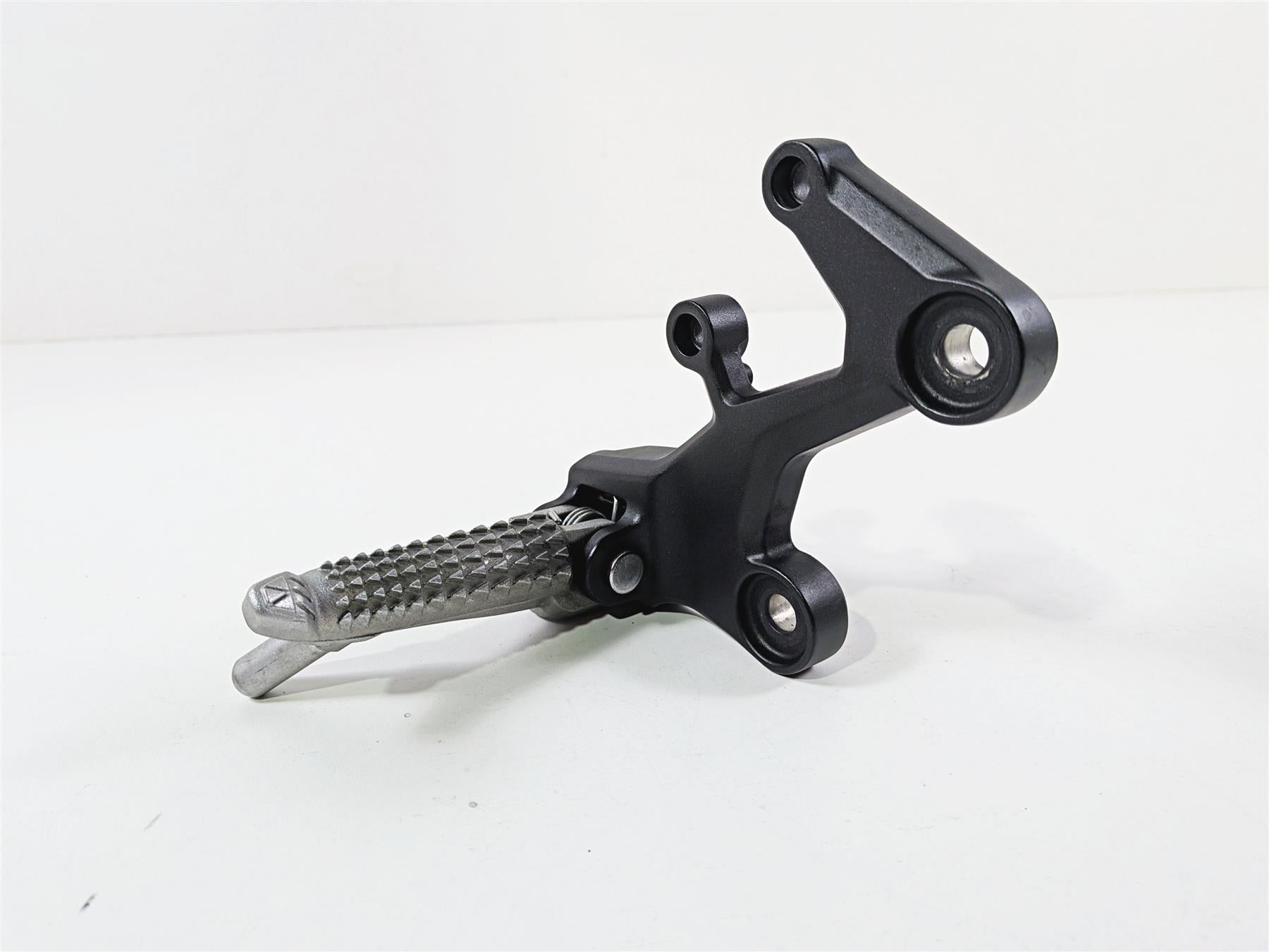 2024 Kawasaki EX500 Ninja 40th An. Right Front Rider Foot Peg & Mount 35063-1408 {{ shop.shopifyCountryName }} - Mototech271
