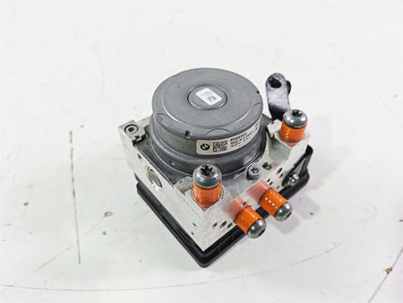 2017 BMW S1000RR K46 Abs Brake Pump Module Unit 34518561705 34518566956 34519444398 {{ shop.shopifyCountryName }} - Mototech271