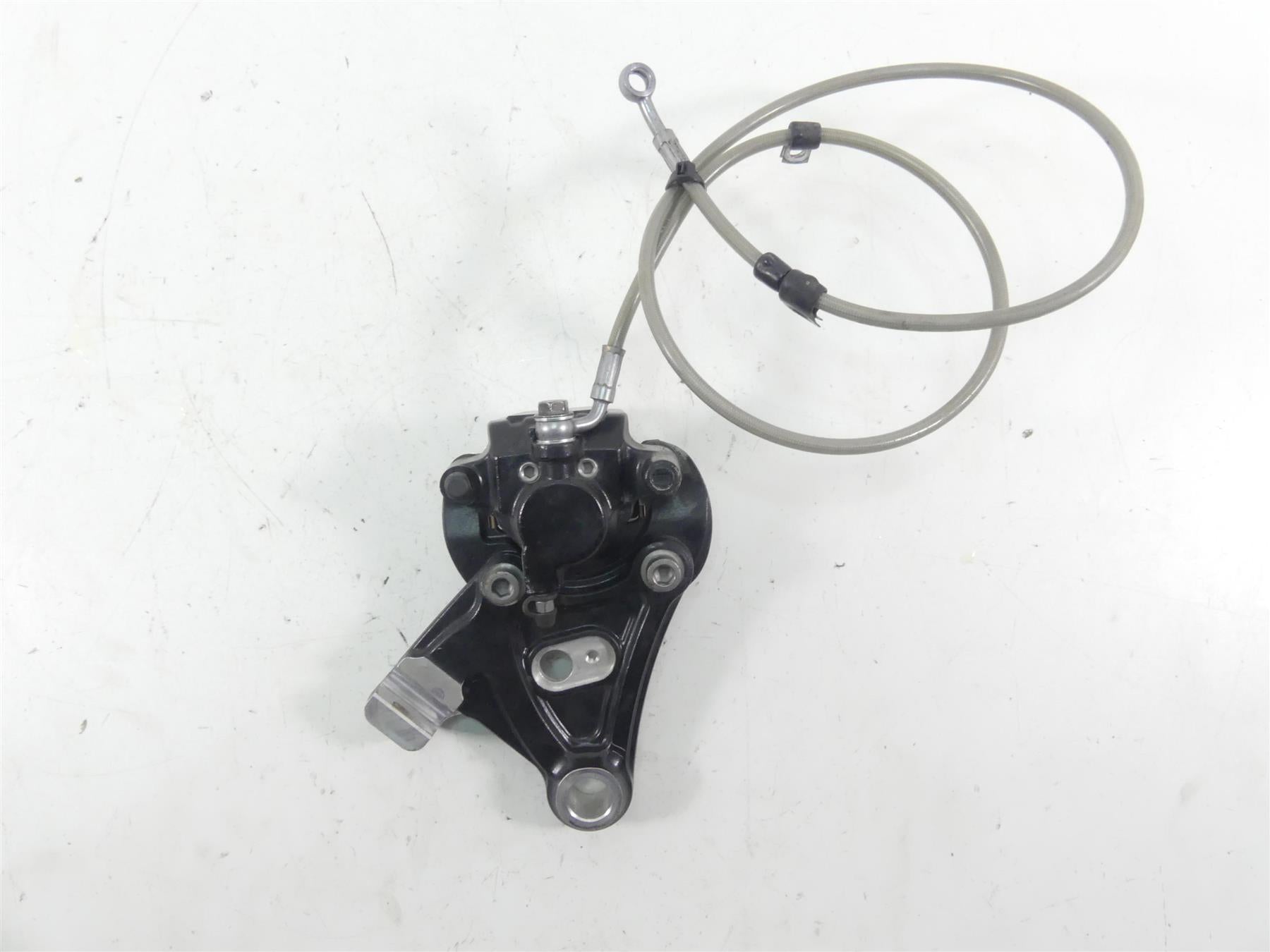 2016 Indian Scout Sixty Rear Brake Caliper + Line 1912483 {{ shop.shopifyCountryName }} - Mototech271