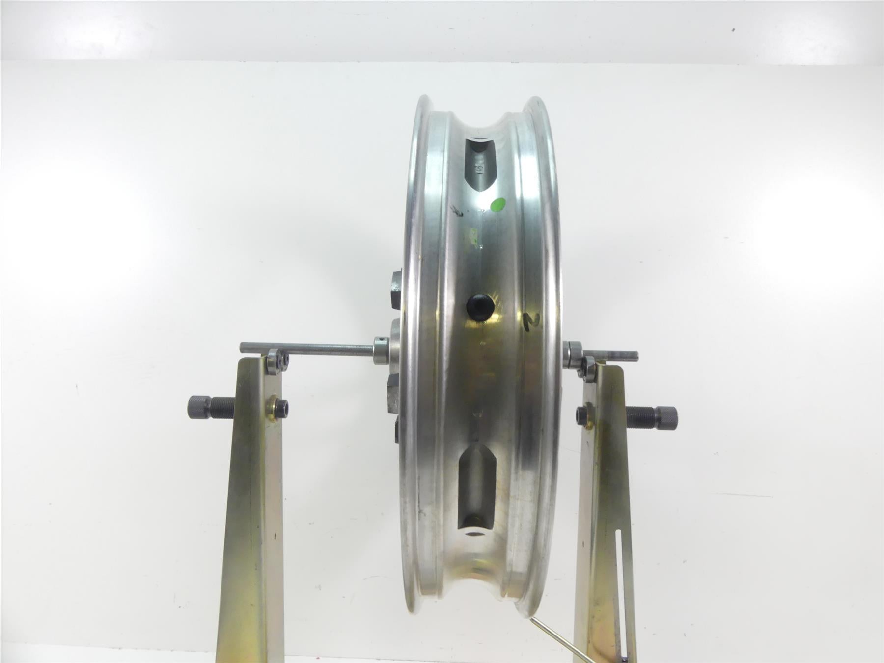 2016 Harley Touring FLTRX Road Glide Straight Front Wheel Rim 19x3.5 43300027 {{ shop.shopifyCountryName }} - Mototech271